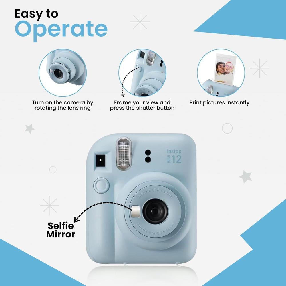 CÁMARA FUJIFILM INSTANTÁNEA INSTAX MINI 12 PAQ. NAVIDEÑO 2025 C/40 HOJAS 4 PILAS AA Y PAÑO SET 4 PZS | AZUL PASTEL - 3