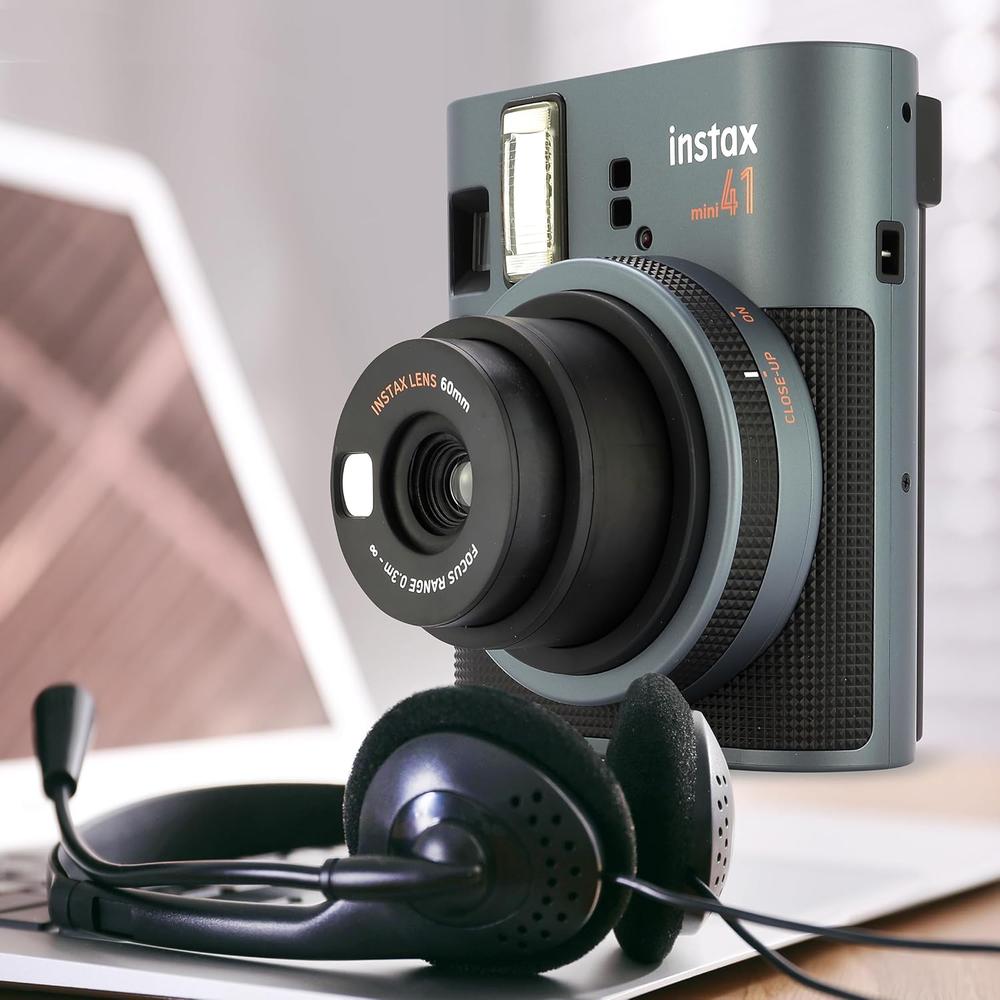 CÁMARA FUJIFILM INSTANTÁNEA INSTAX MINI 41 C/20 EXP. ESTUCHE ÁLBUM Y PAÑO SET 5 PZS - 5