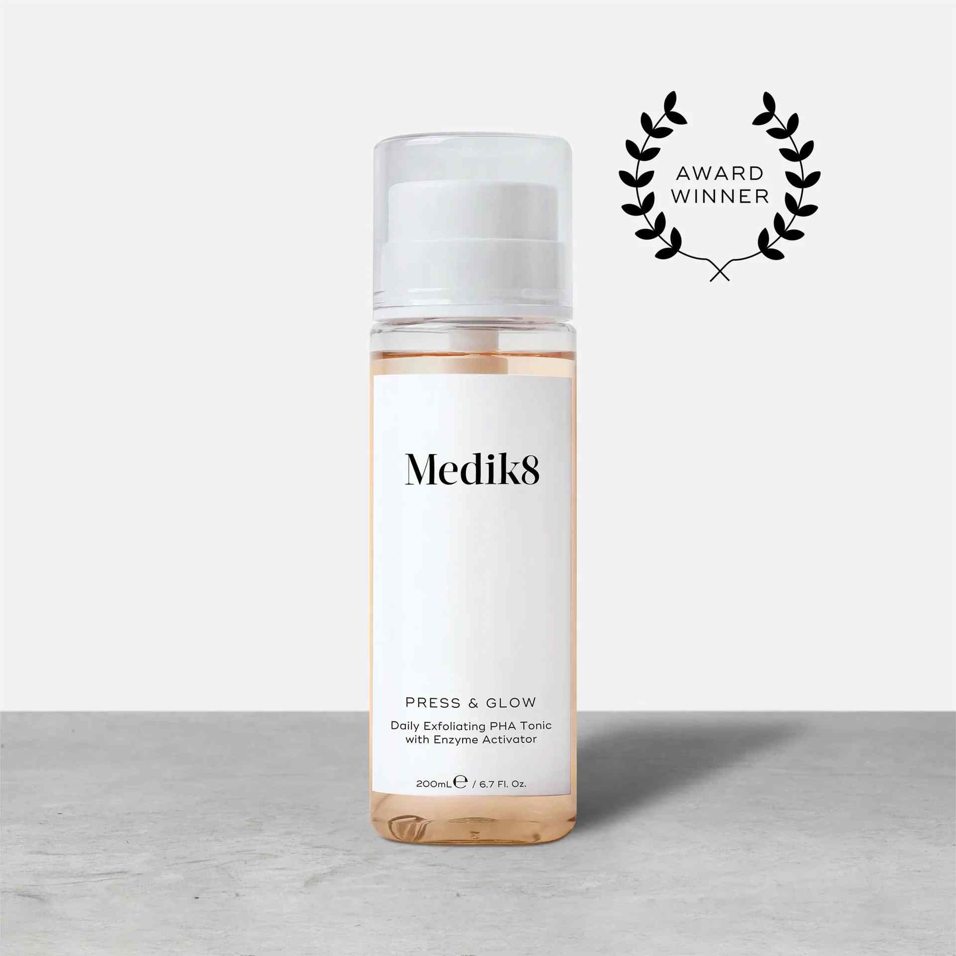 MEDIK8 PRESS Y GLOW - 200ML - 1
