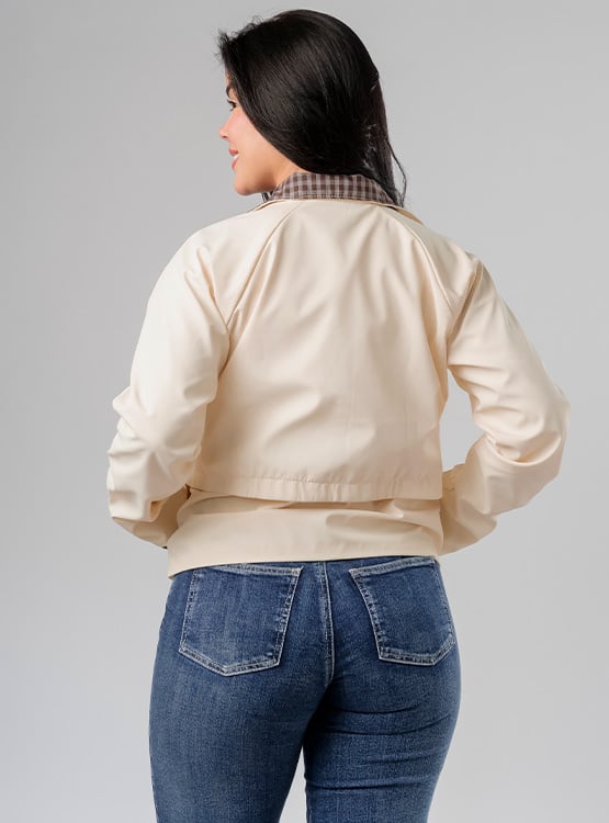 CACACA LUCIA TASLAN MUJER - 3