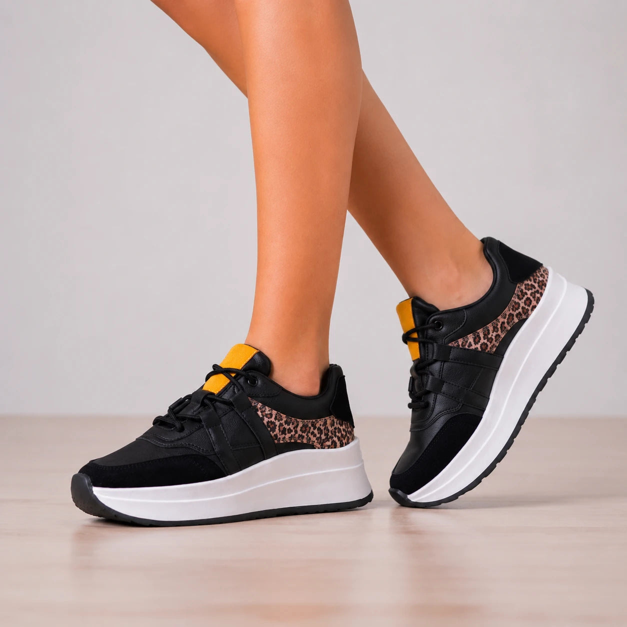 ZAPATILLAS URBANAS MUJER THANI NEGRO PRINT 2 - 1
