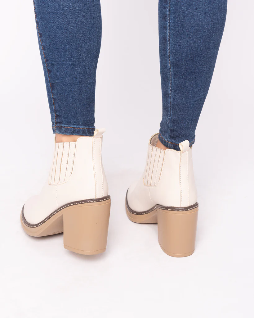BOTAS MUJER NÉBULA NUDE TEXANA - 6