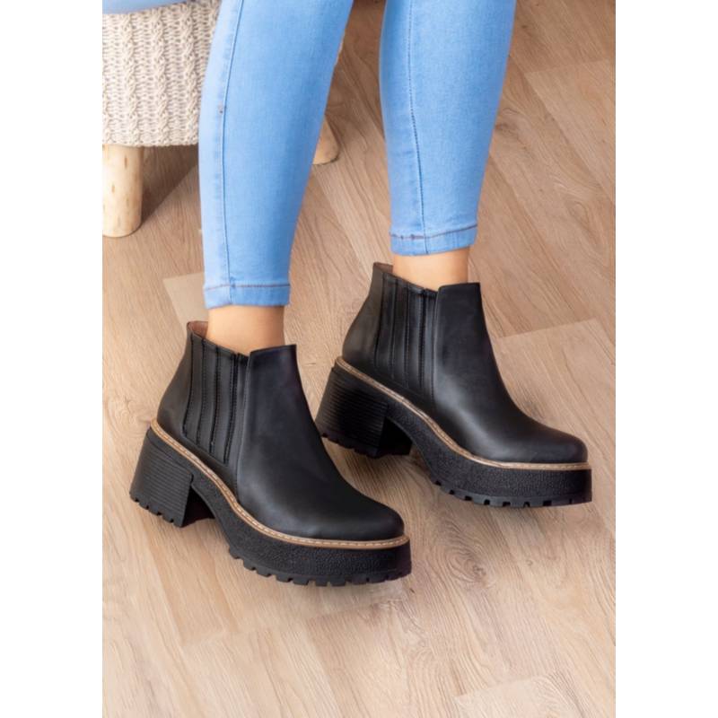 Ripley - BOTAS MUJER NÉBULA NEGRO RIGA