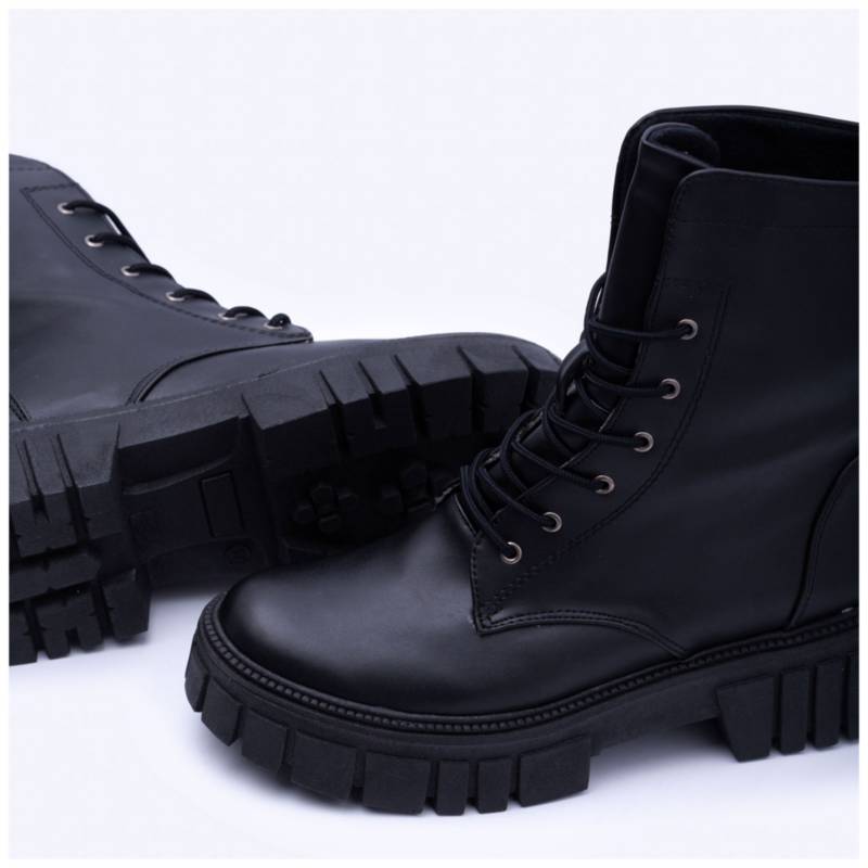 BOTAS MUJER NÉBULA CHAROL NEGRO TAVAI NEBULA - 5