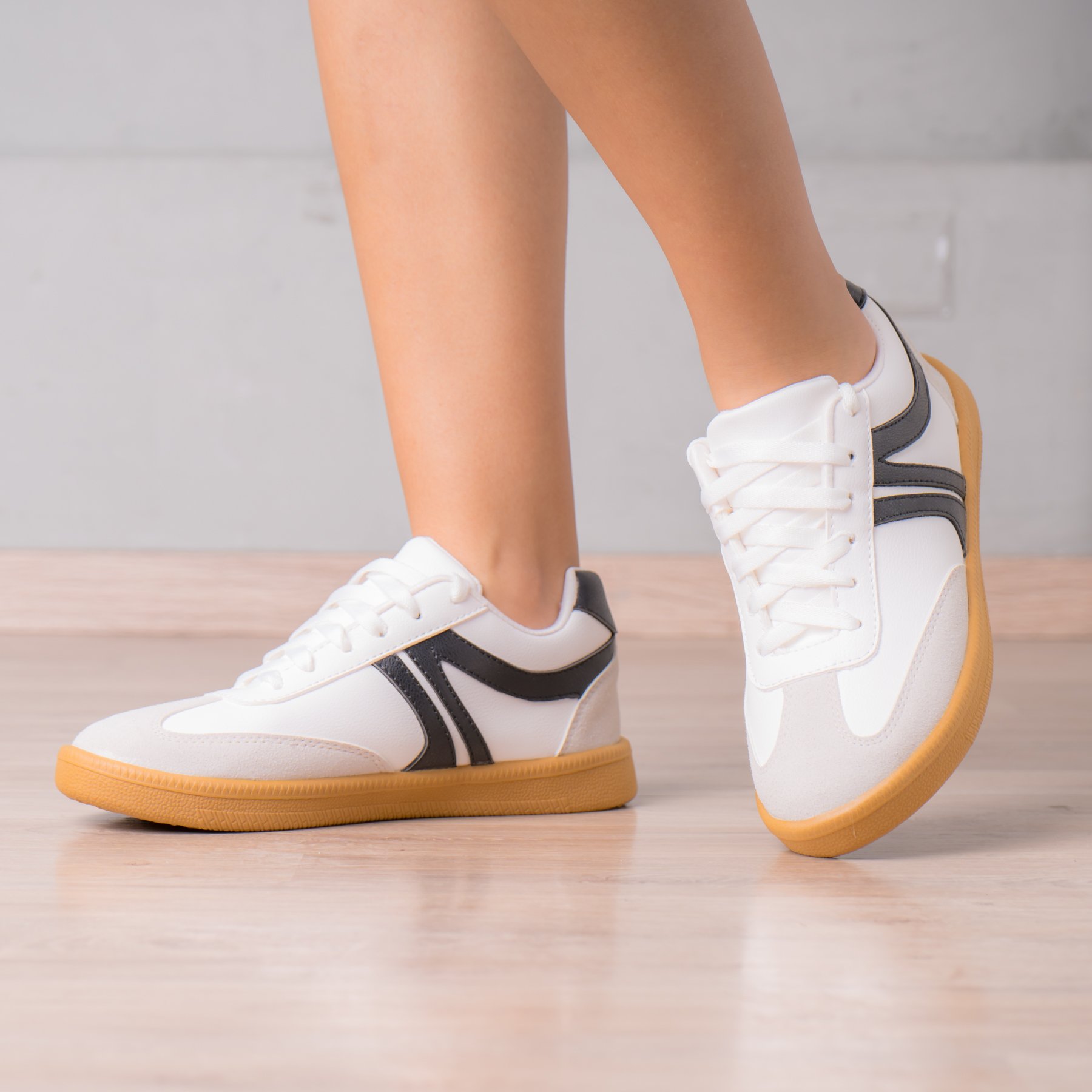 ZAPATILLA MAUSONT - NÉBULA - BLANCO NEGRO - 4