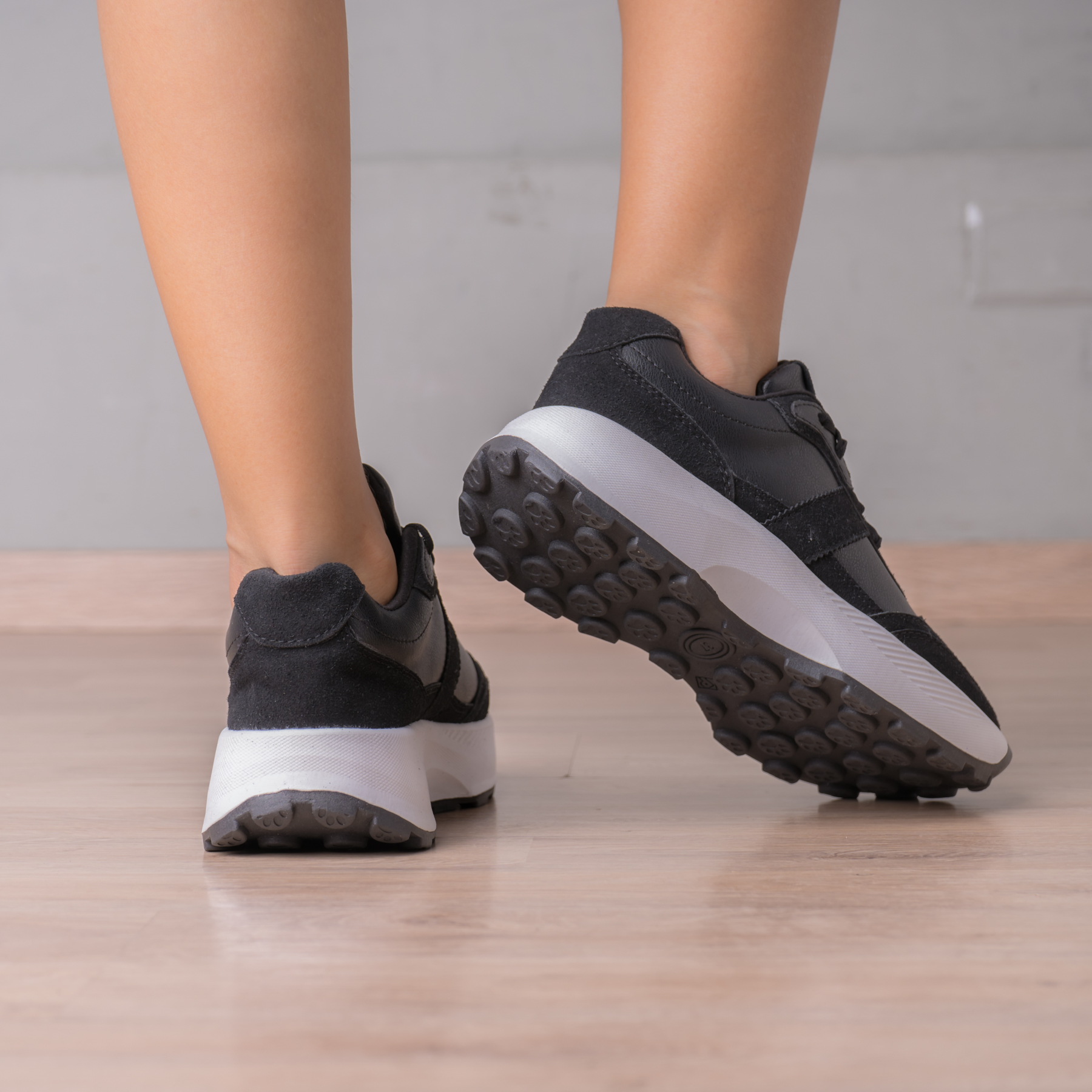 ZAPATILLA BERZOBIT - NÉBULA - NEGRO - 6