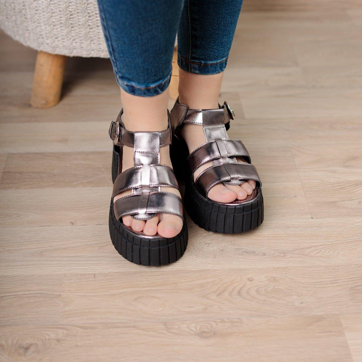 SANDALIAS CASUALES MUJER DOVRA PLATEADO - 2