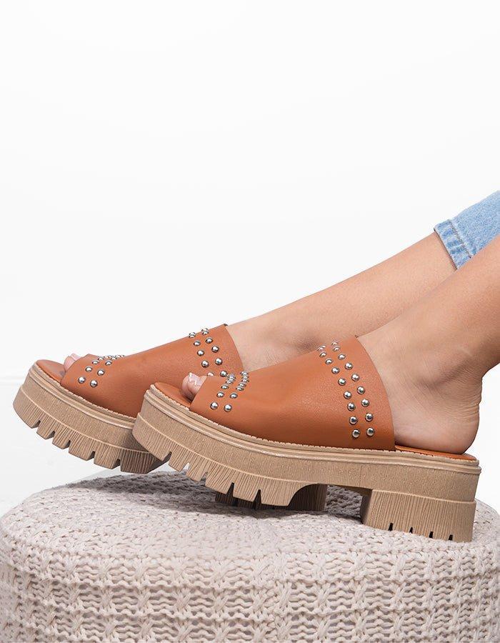 SANDALIAS CASUALES MUJER LUVRE CAMEL - 1