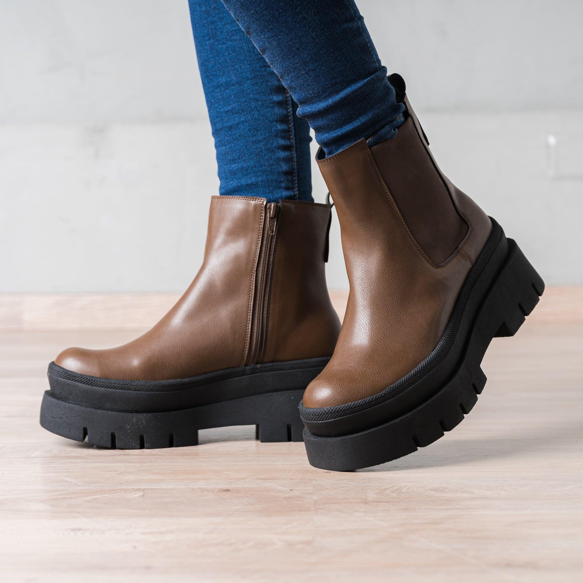 BOTAS MUJER FISHERT MARRÓN - 1