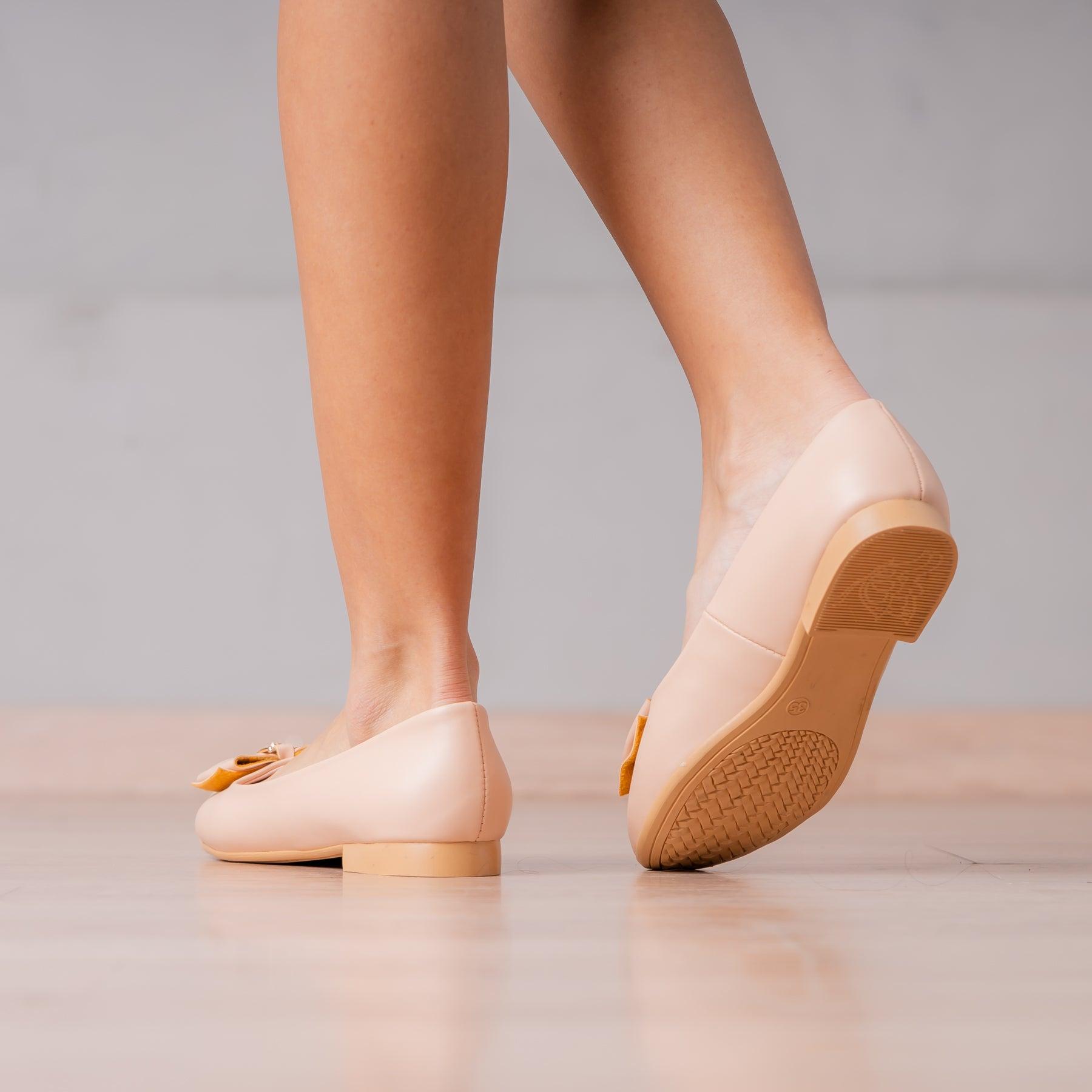 BALLERINAS MUJER SAFIYA NUDE - 3