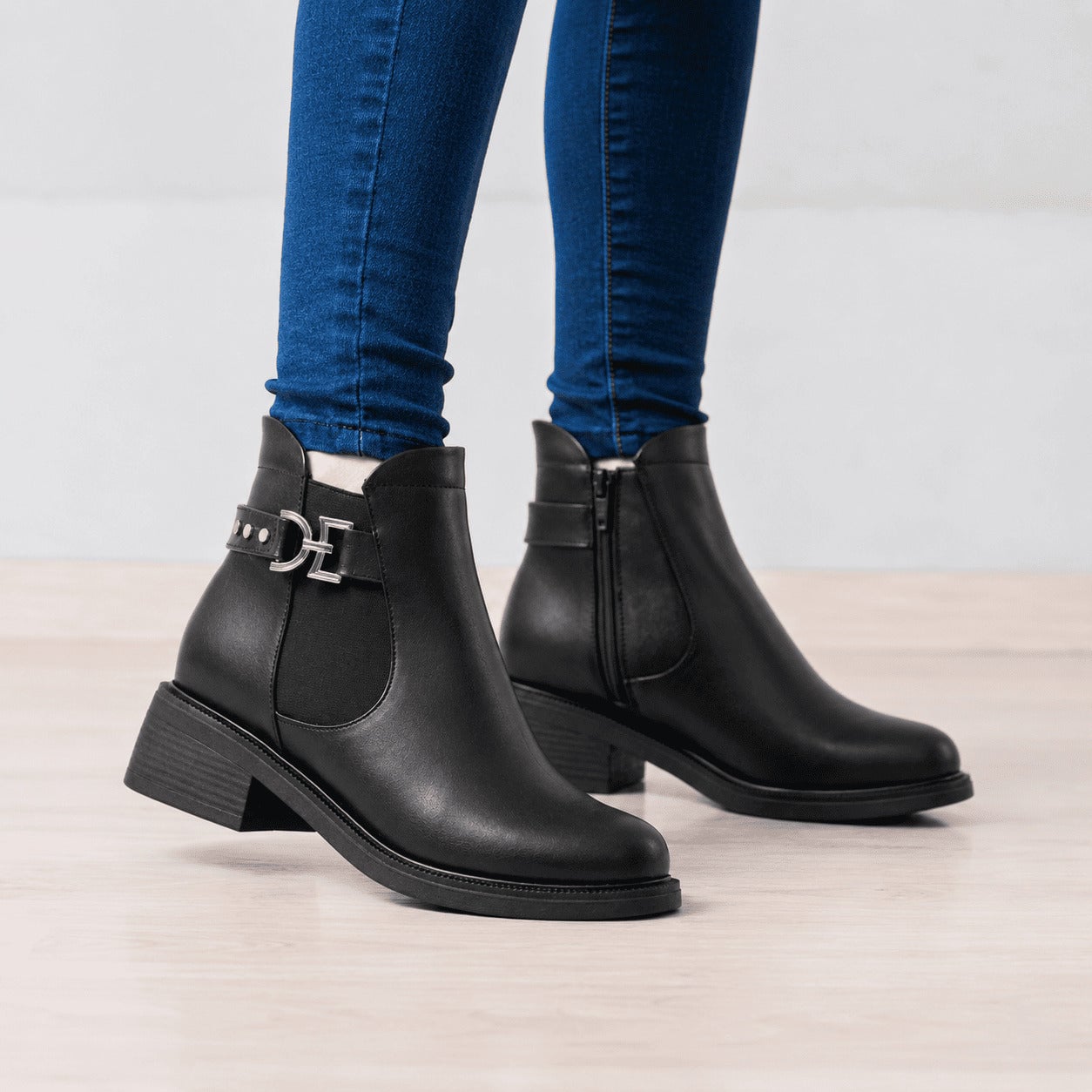 BOTINES MUJER DEKA NEGRO - 1