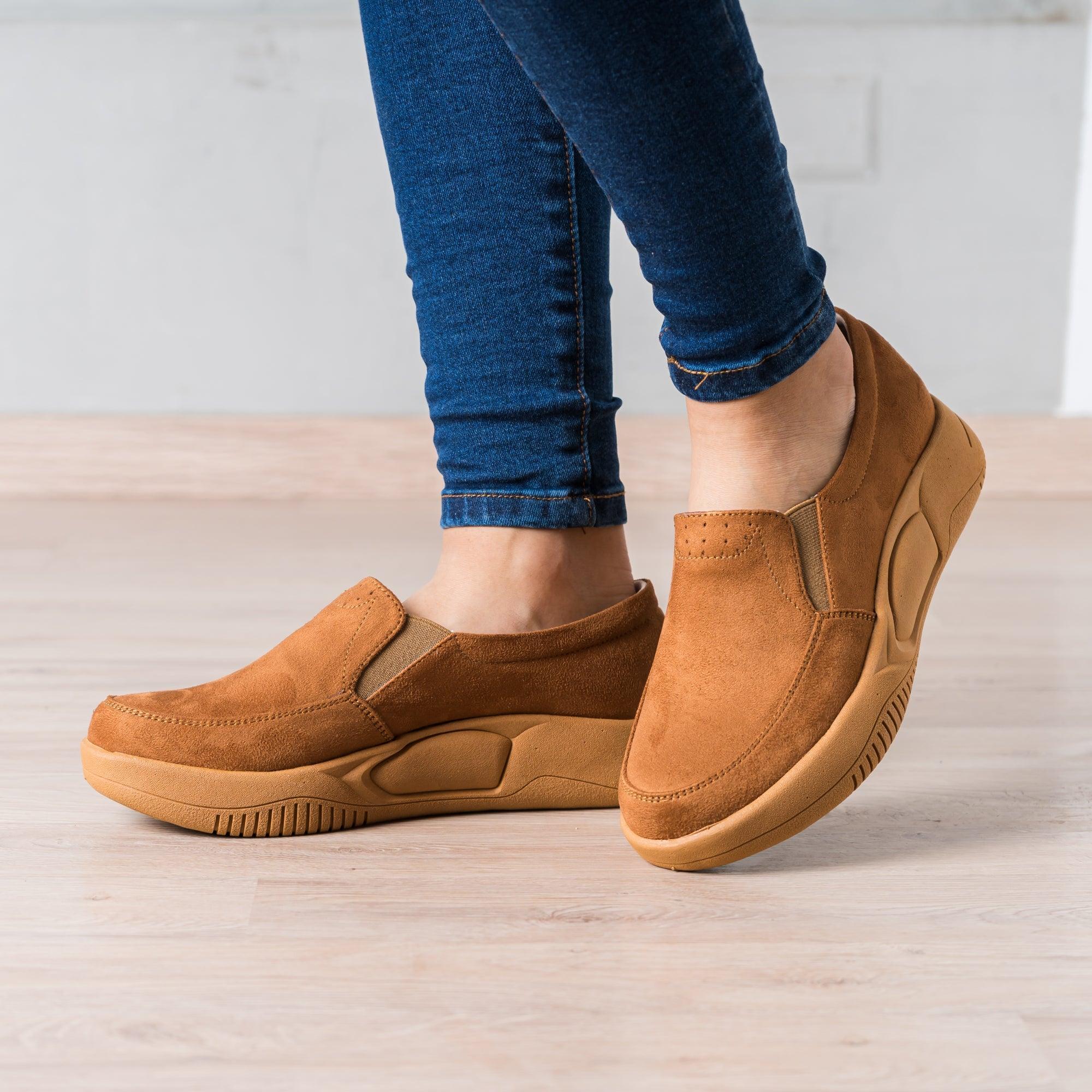 MOCASINES MUJER KARIHA CAMEL - 1