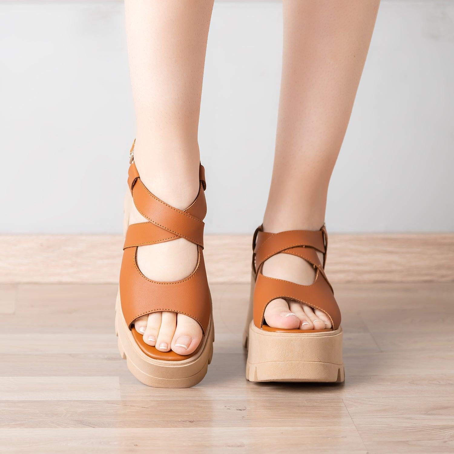 SANDALIAS CASUALES MUJER VENUS CAMEL - 2