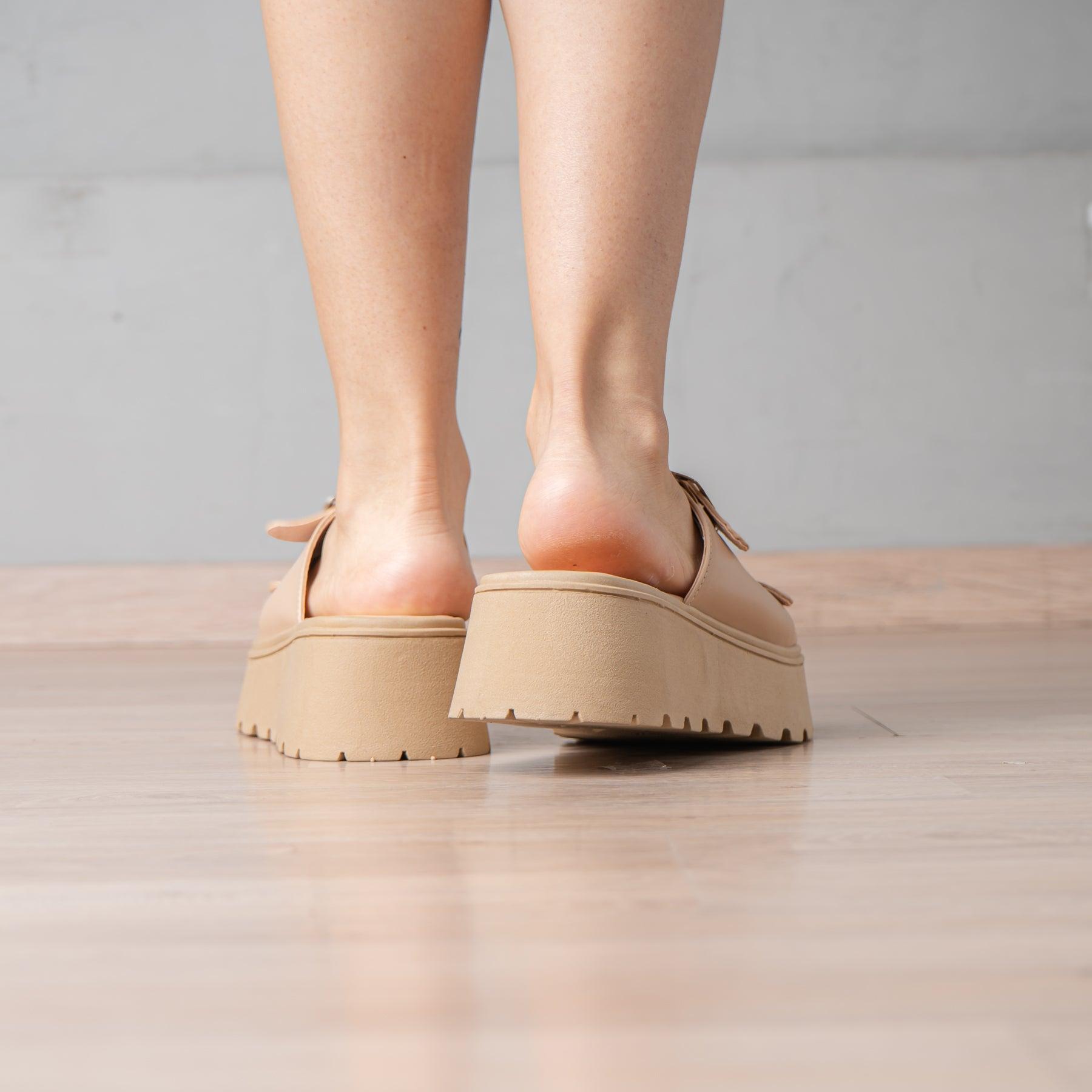 SANDALIAS CASUALES MUJER JOVINAH BEIGE - 4