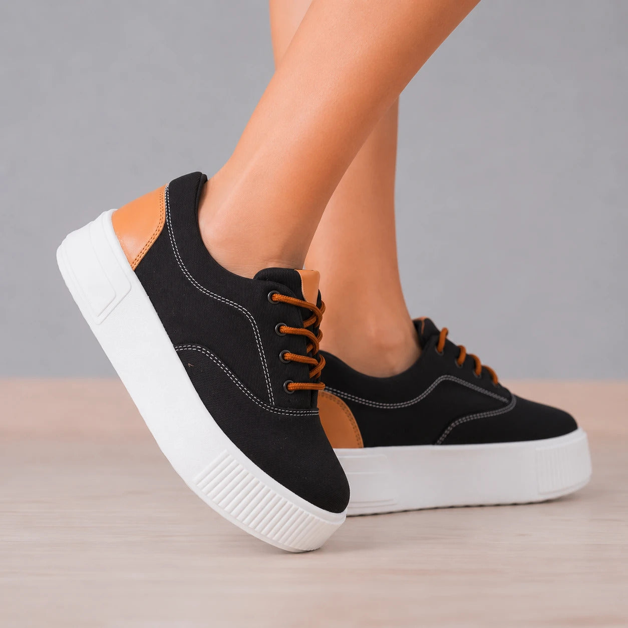ZAPATILLAS URBANAS MUJER INTERLAGOS NEGRO - 1