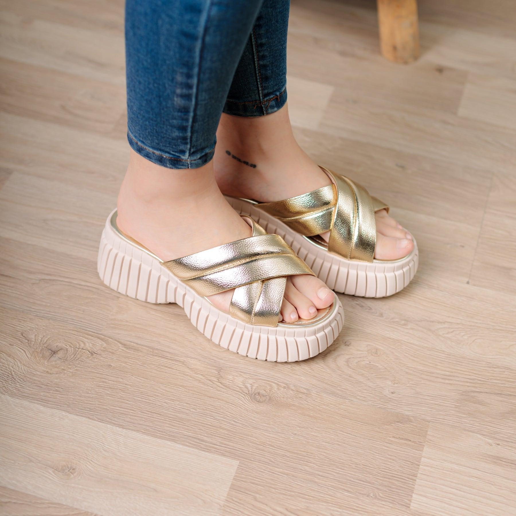 SANDALIAS CAUALES MUJER ABUMMA DORADO - 1