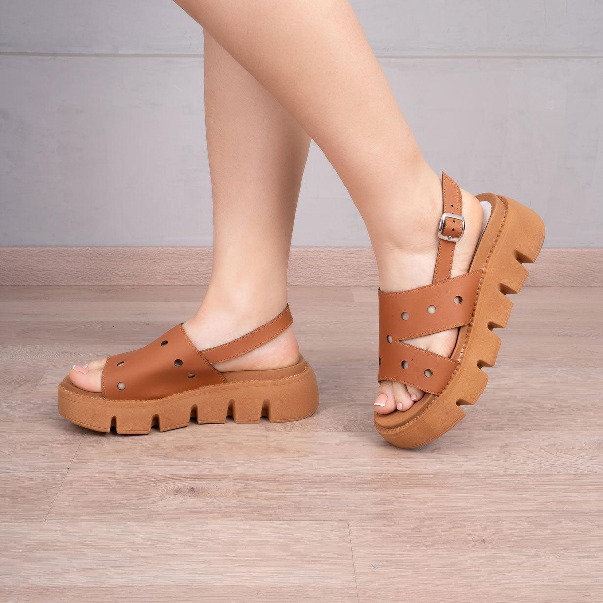 SANDALIAS CASUALES MUJER CARTAGO CAMEL - 1