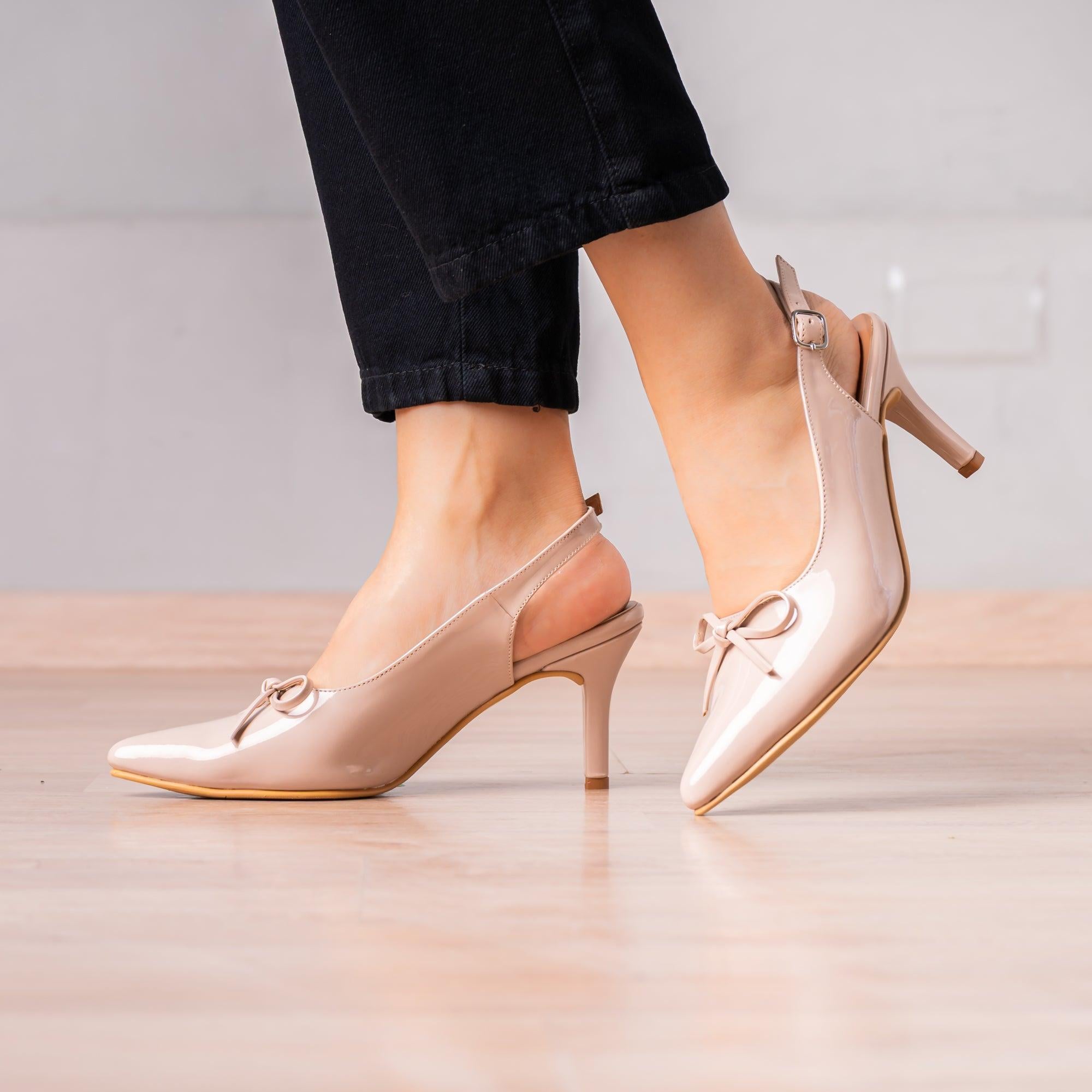 STILETTOS SLOVACHI BEIGE - 1