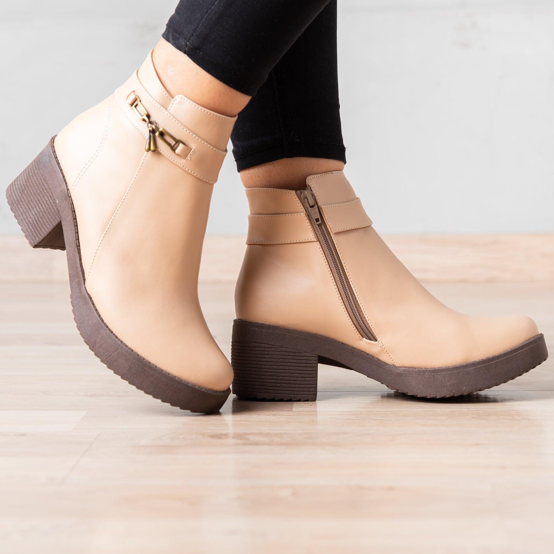 BOTAS MUJER SANTICZ NUDE - 1