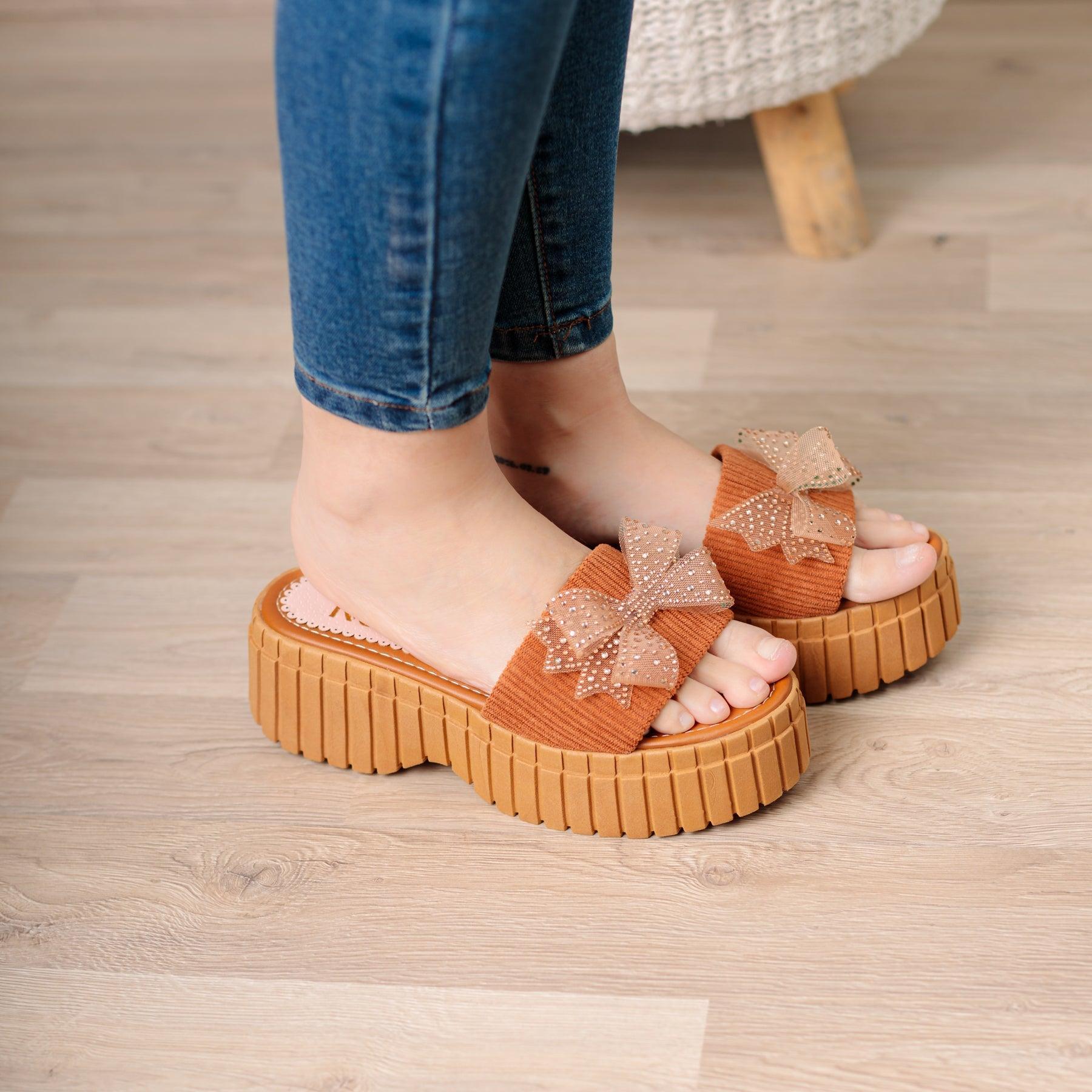 SANDALIAS CASUALES MUJER KALINA CAMEL - 1