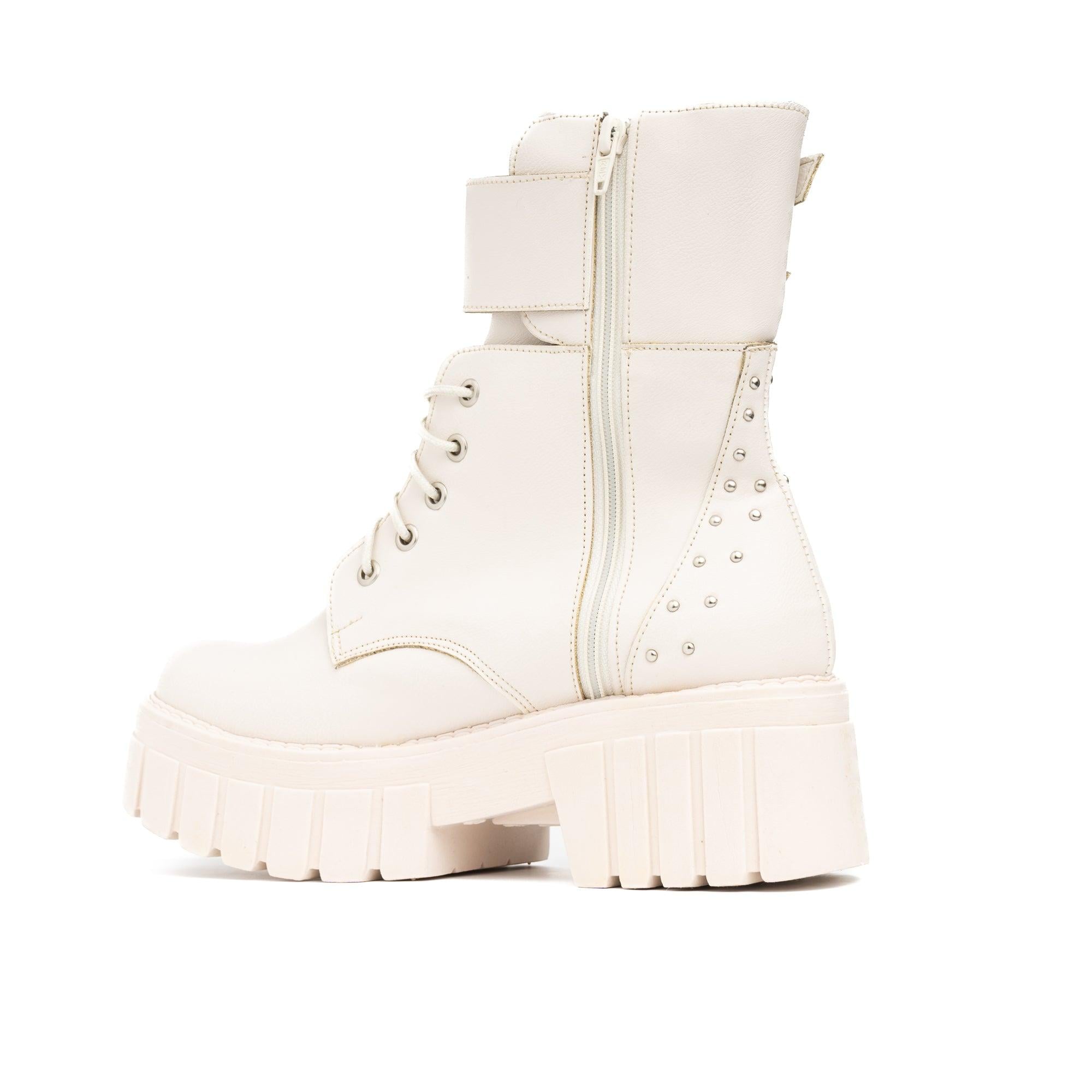 BOTAS MUJER KURIH NUDE - 6