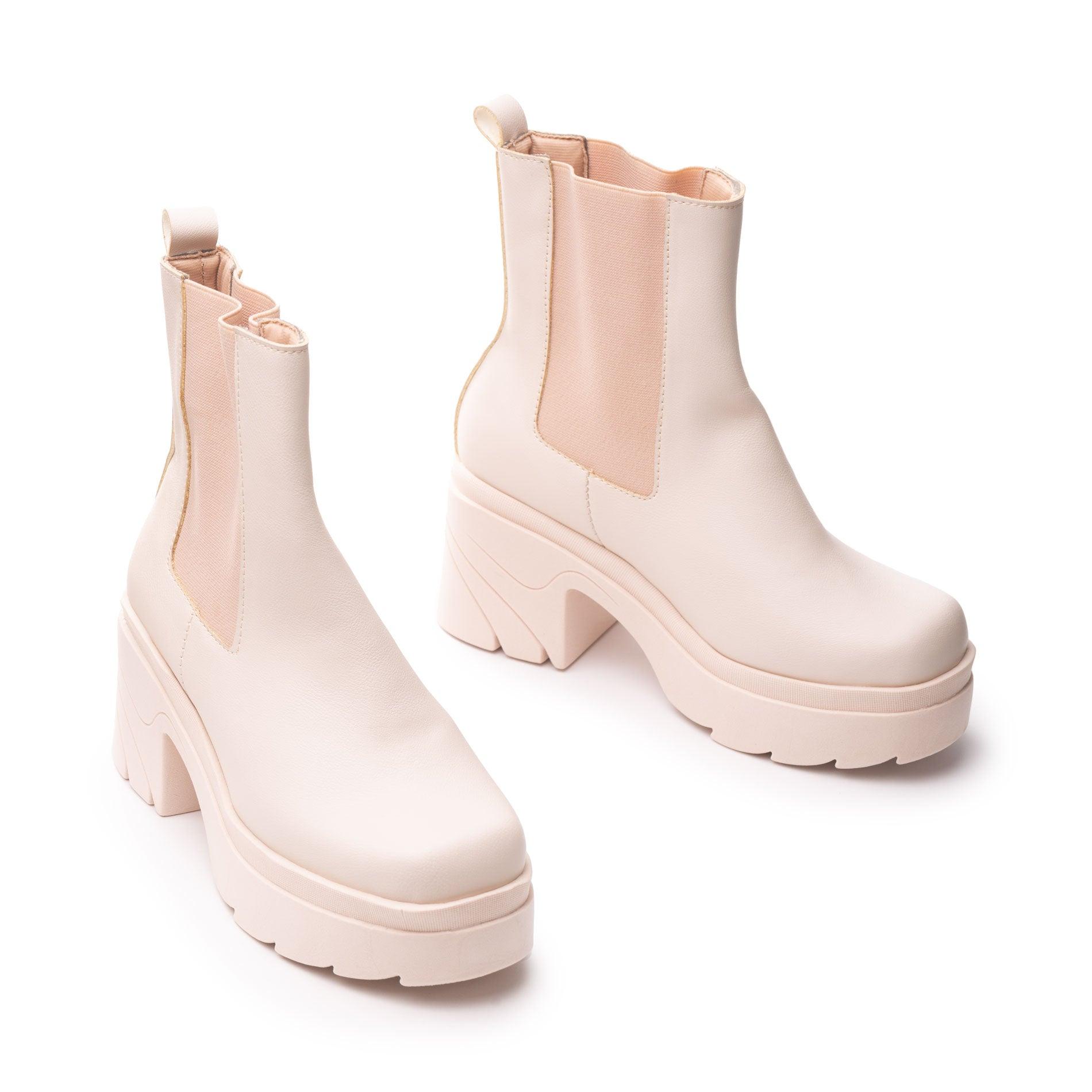BOTAS MUJER RUSE NUDE - 5