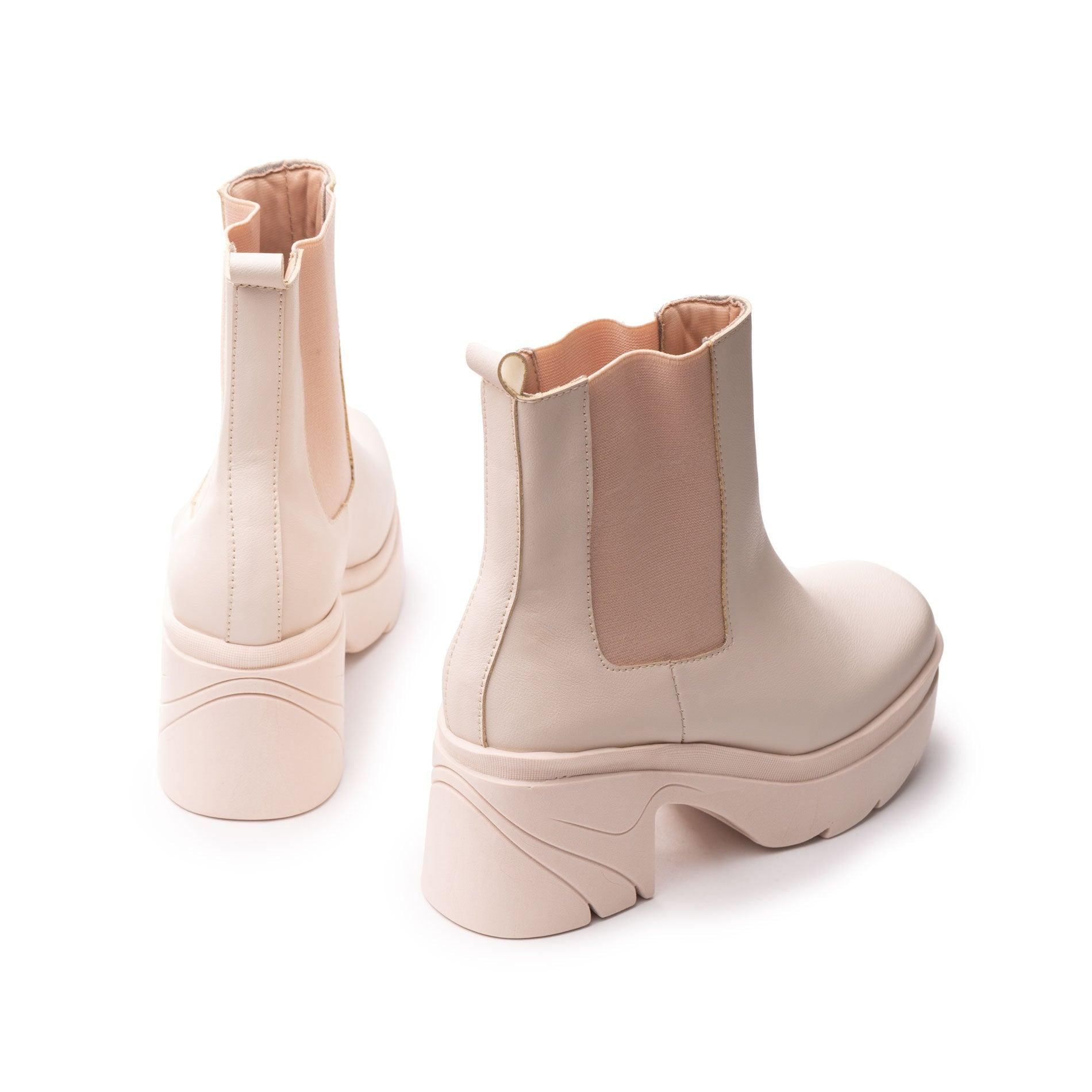 BOTAS MUJER RUSE NUDE - 6