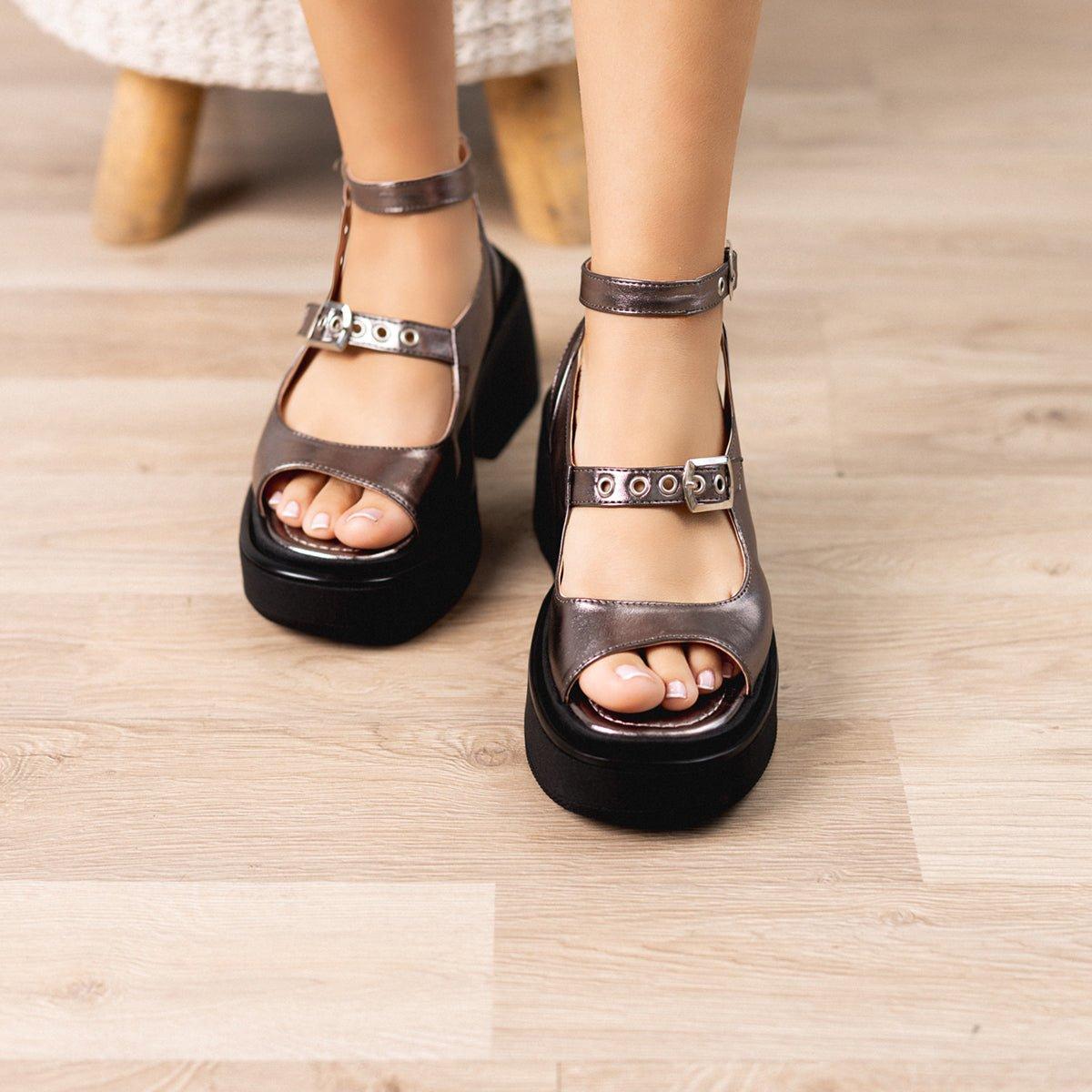 SANDALIAS CASUALES MUJER VASELA PLATEADO - 2