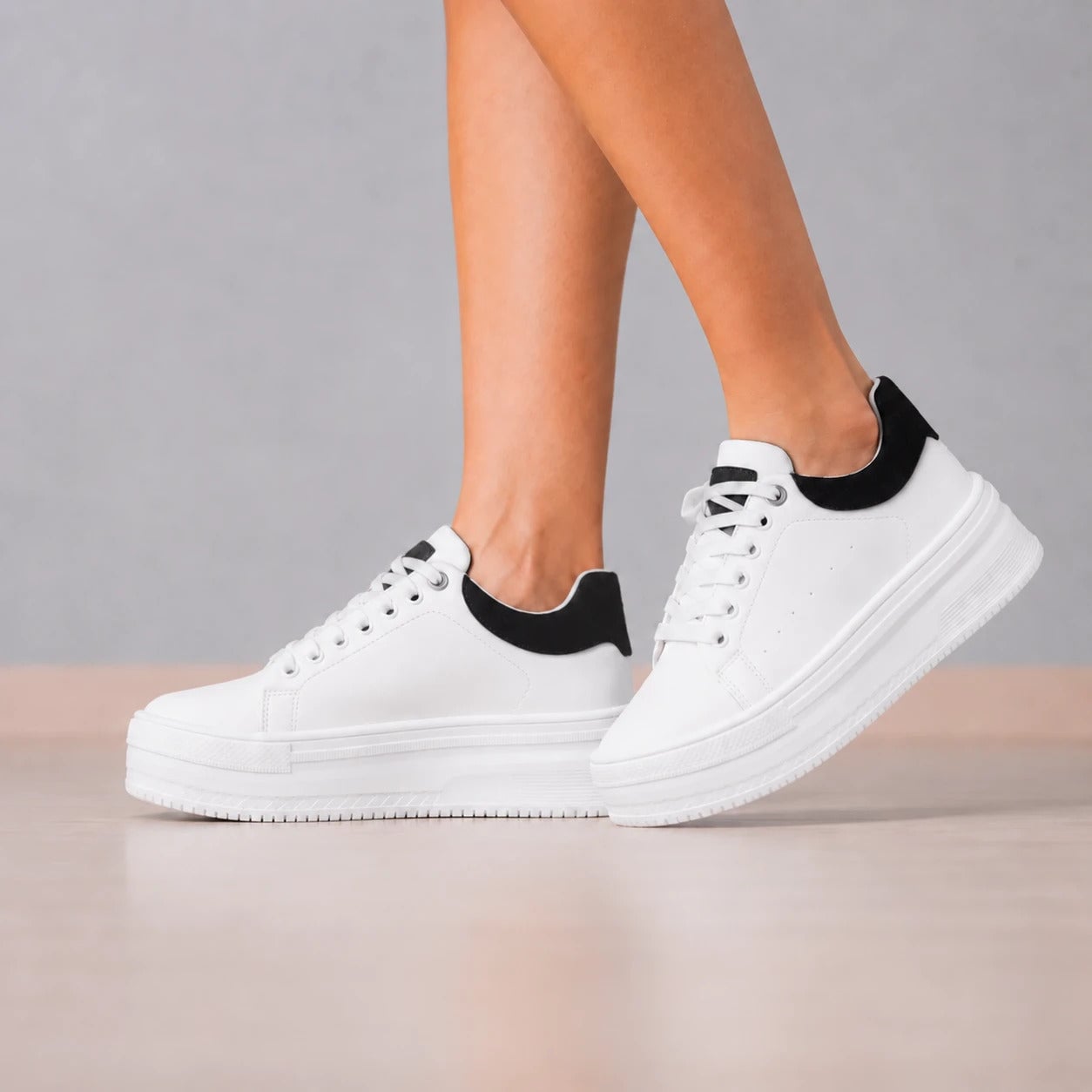 ZAPATILLAS URBANAS MUJER BAREIN BLANCO CON NEGRO - 1