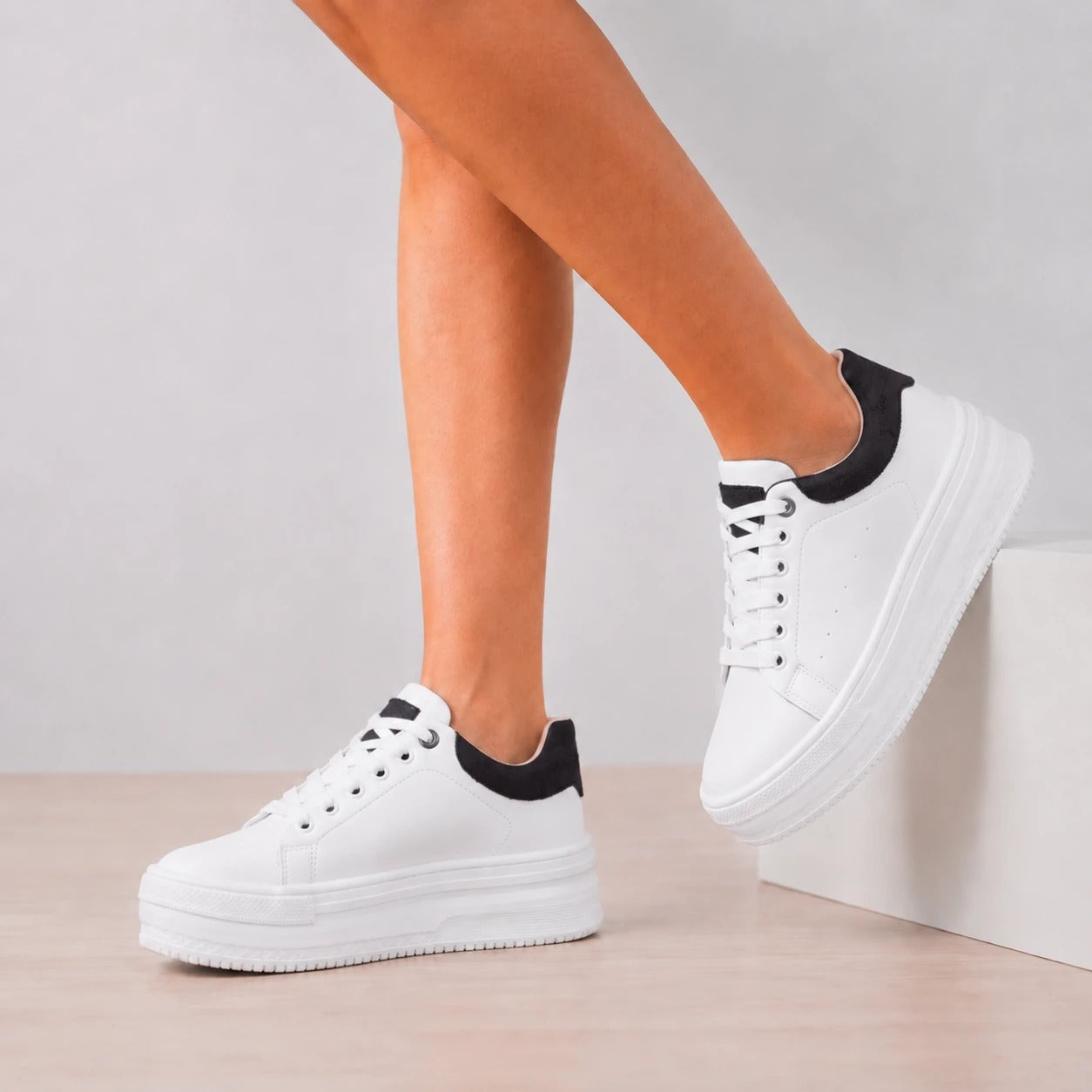 ZAPATILLAS URBANAS MUJER BAREIN BLANCO CON NEGRO - 3