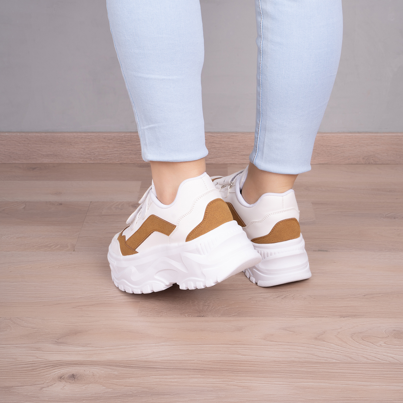 ZAPATILLAS URBANAS MUJER MELO MARRÓN - 3