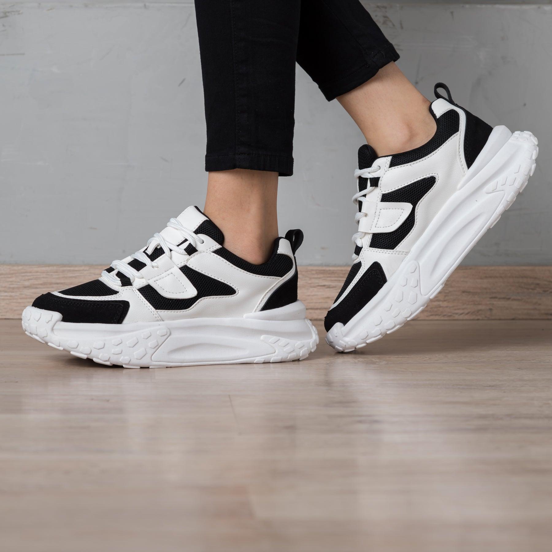 ZAPATILLAS URBANAS MUJER LILIT NEGRO - 1