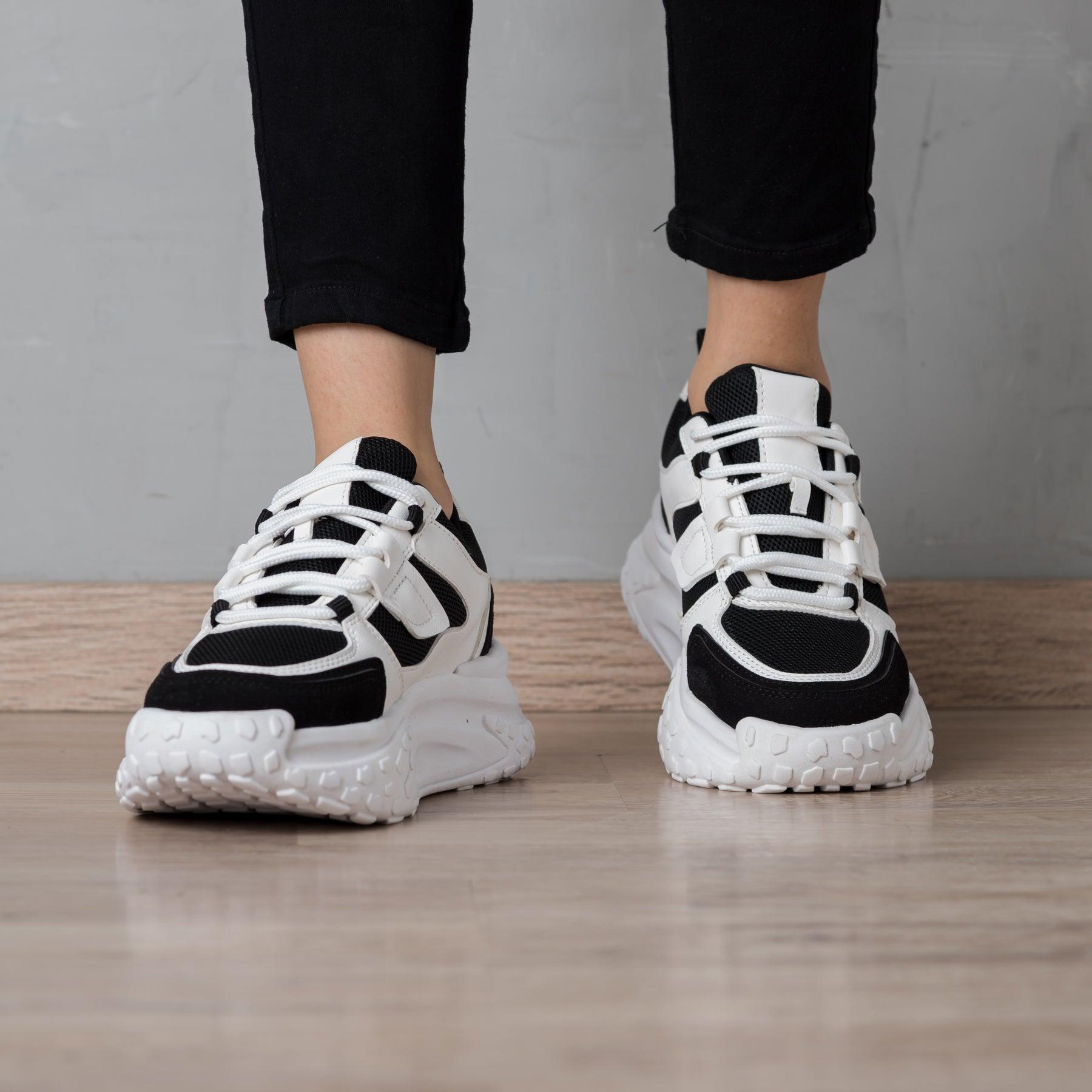 ZAPATILLAS URBANAS MUJER LILIT NEGRO - 2