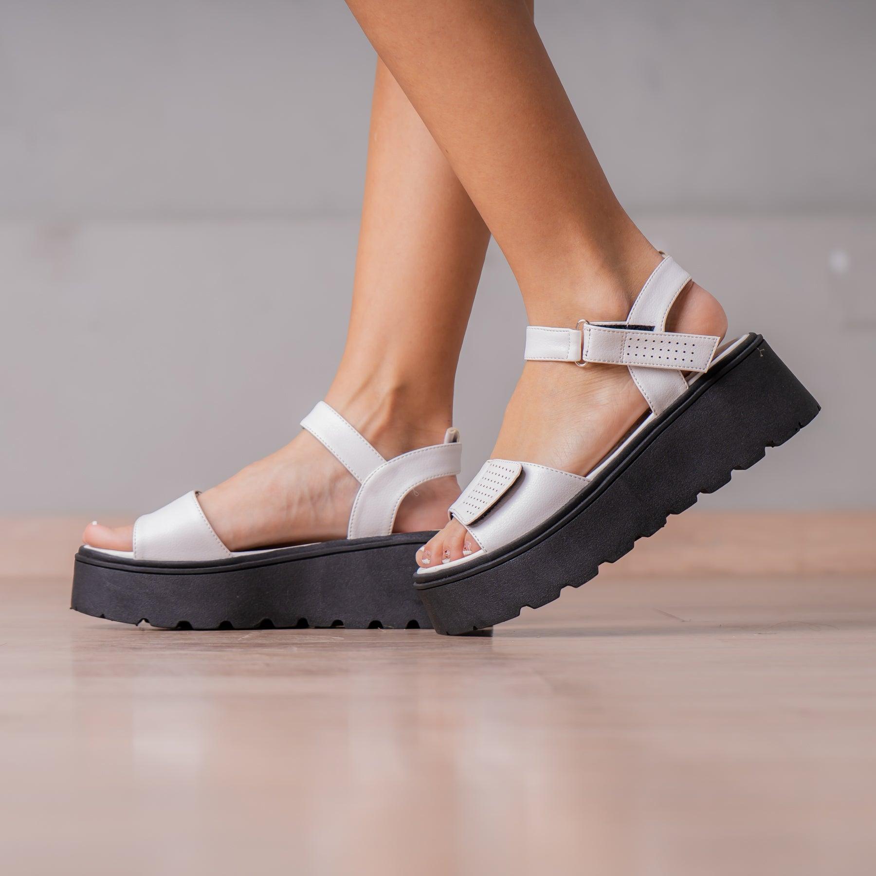 SANDALIA CASUAL MUJER REYNALDA BLANCO - 1