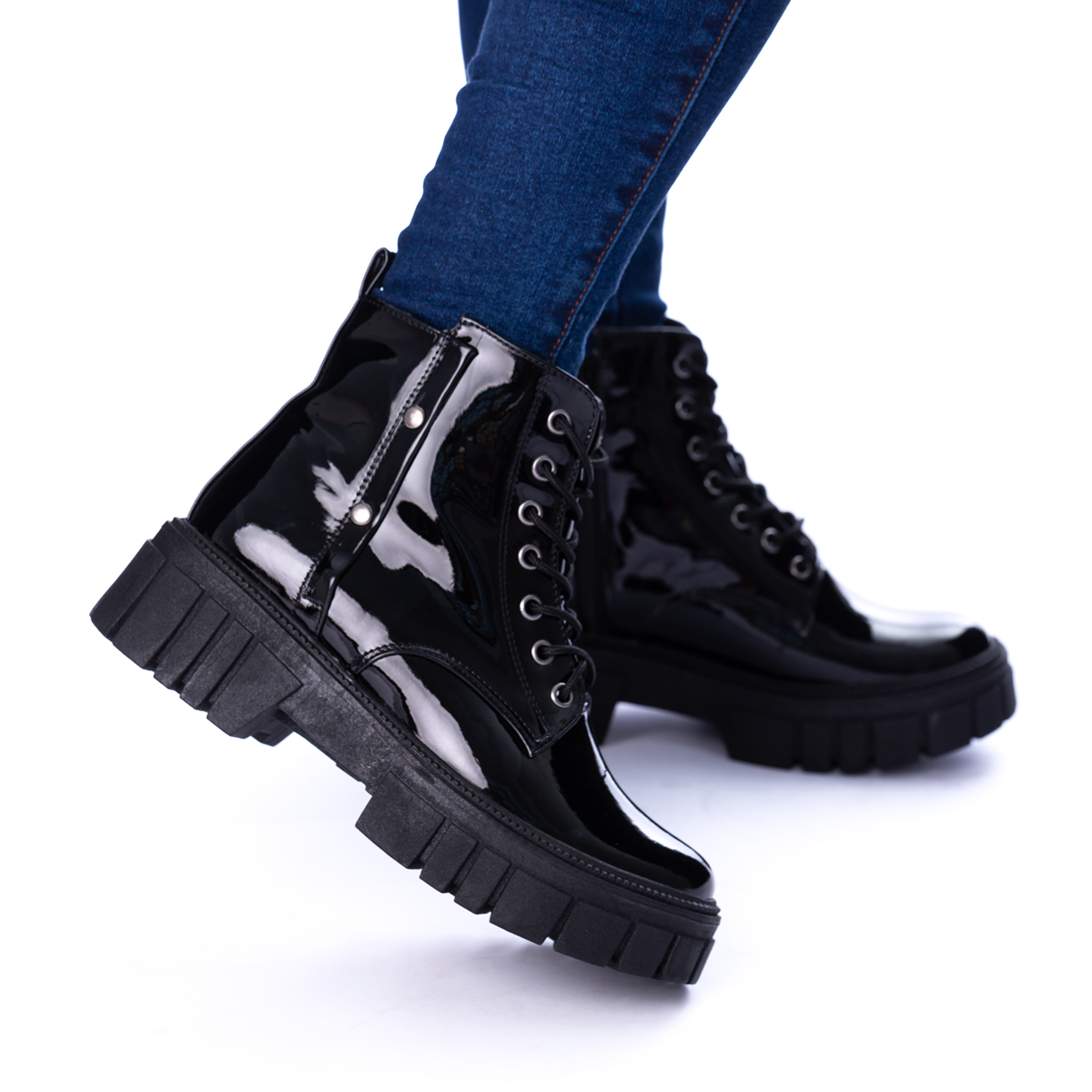 BOTAS MUJER PIRAYU NEGRO CHAROL - 1