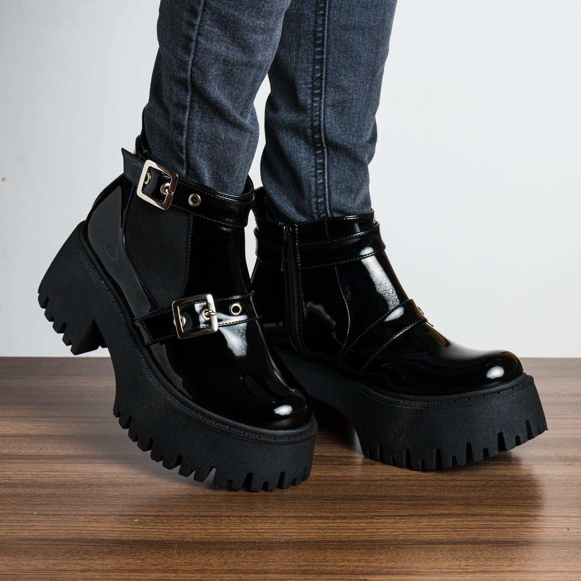 BOTAS MUJER ALICIA NEGRO CHAROL - 1