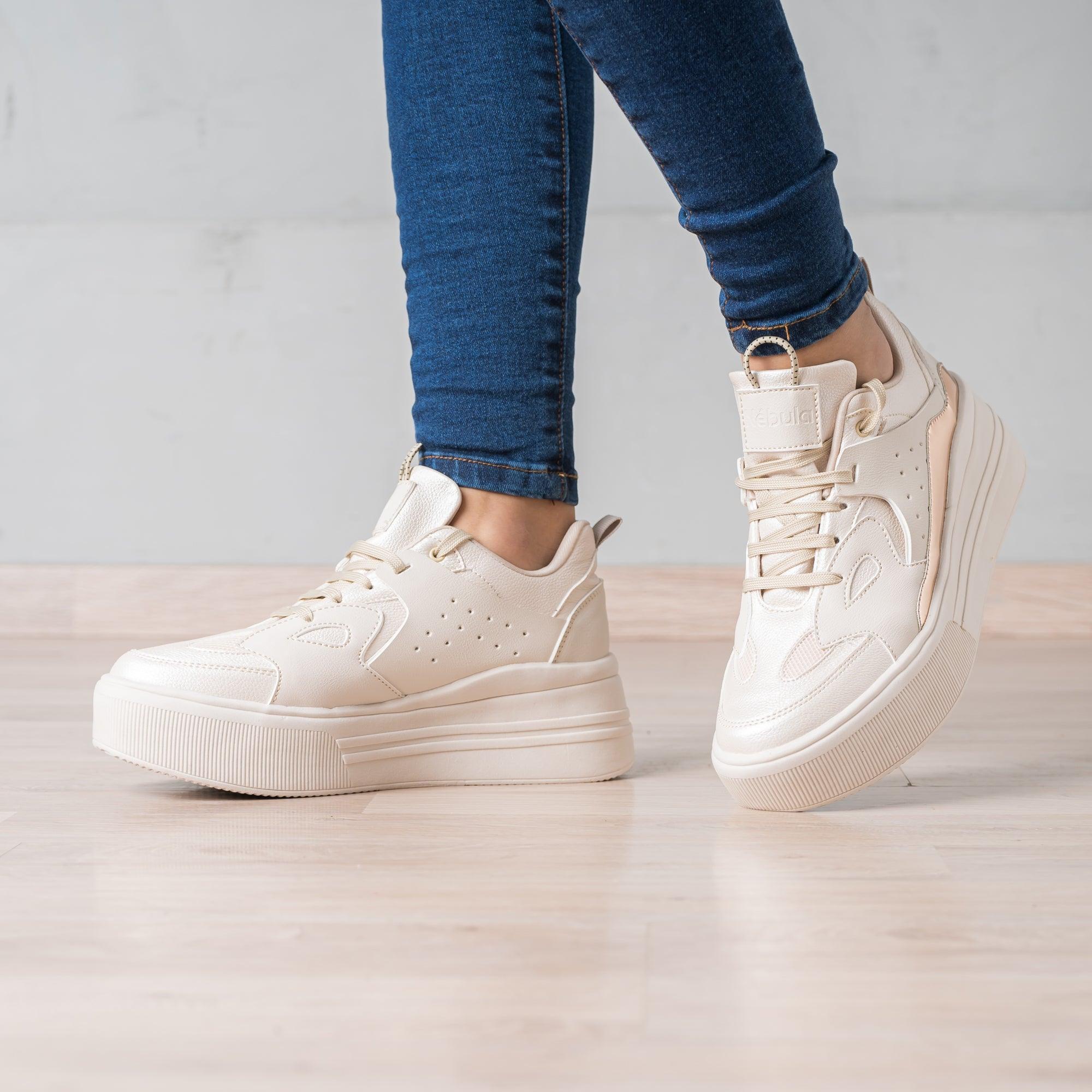 ZAPATILLAS URBANAS MUJER WARTHO DORADO - 1