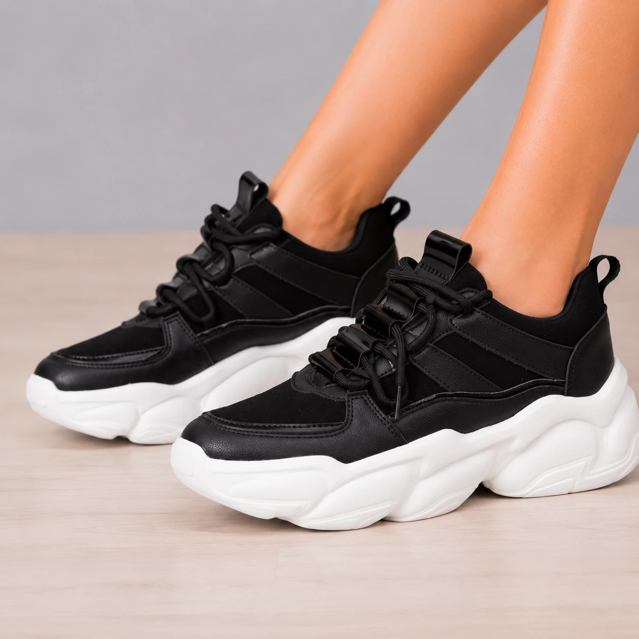 ZAPATILLAS URBANAS MUJER VALENCIA NEGRO - 1