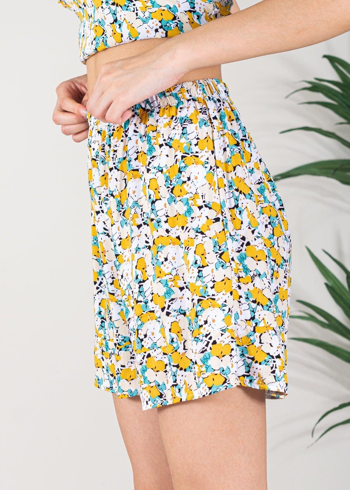 SHORT LIANA AMARILLO - 2