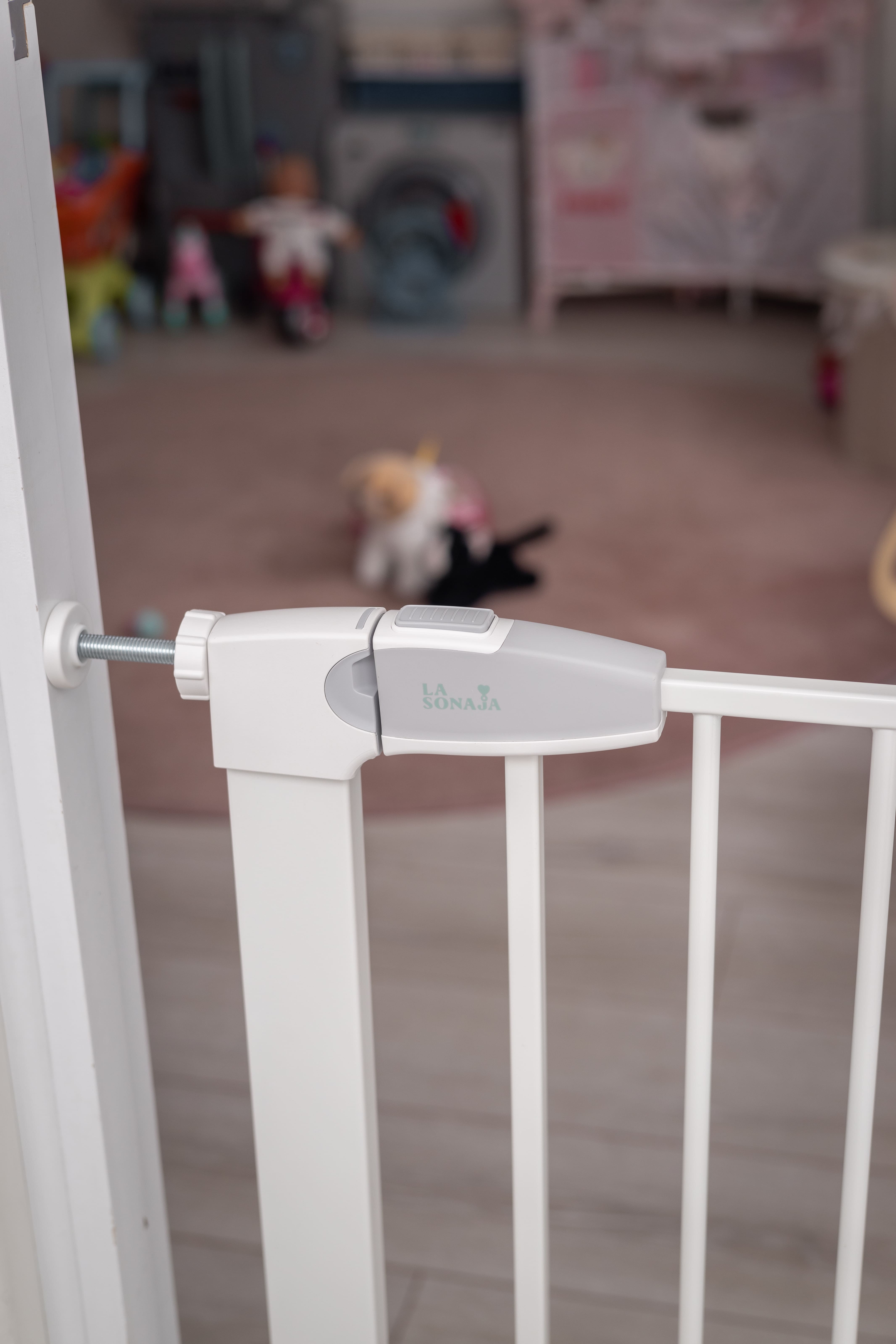REJA DE SEGURIDAD NANNY LA SONAJA REGULABLE 76 A 83 CM - 4
