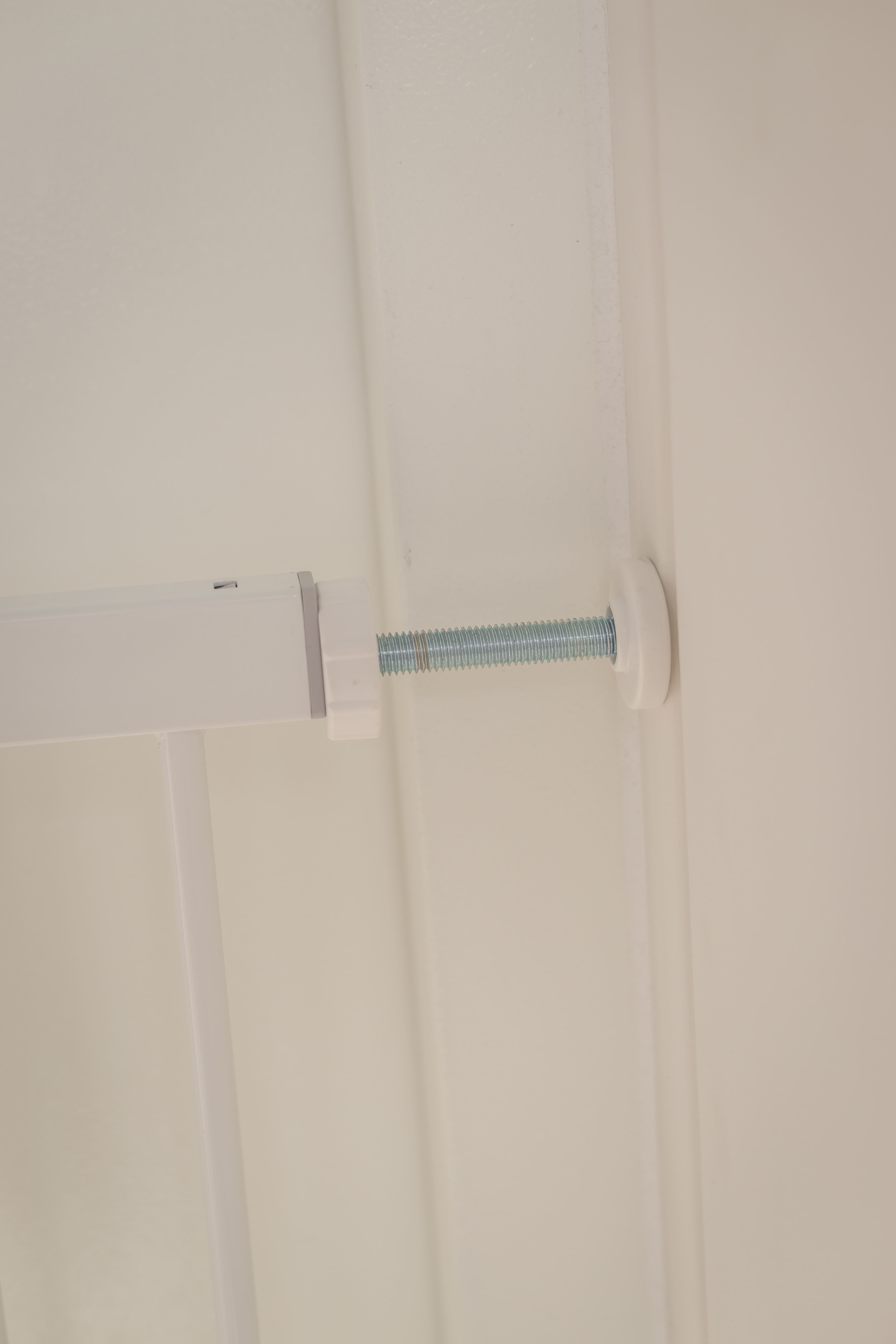 REJA DE SEGURIDAD NANNY LA SONAJA REGULABLE 76 A 83 CM - 5