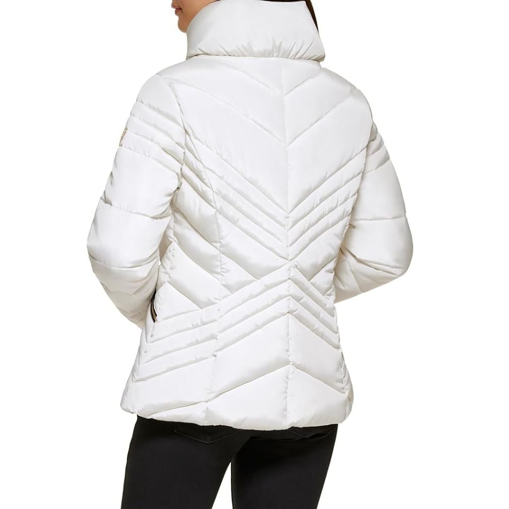 CASACA GUESS PUFFER ACOLCHADA - BLANCO - 4