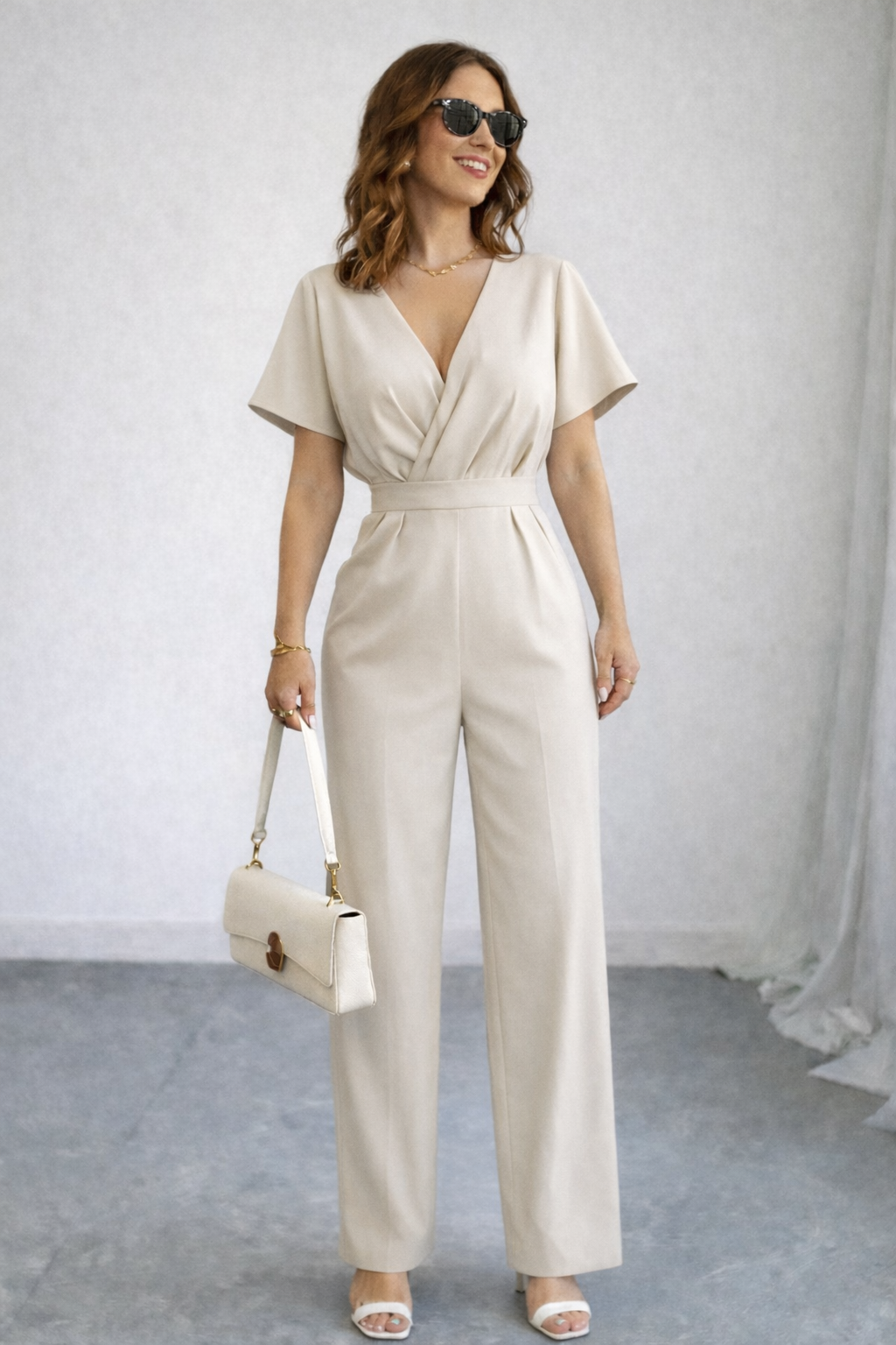 ENTERIZO PARA DAMA CON LAZO BEIGE - 1