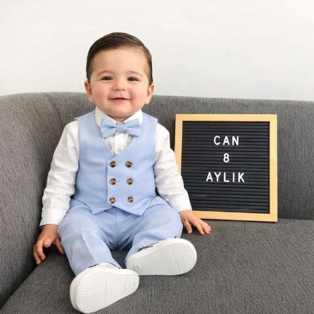 CONJUNTO BAUTIZO CELESTE TRAJE FORMAL PANTALÓN, CHALECO Y CORBATA - 1