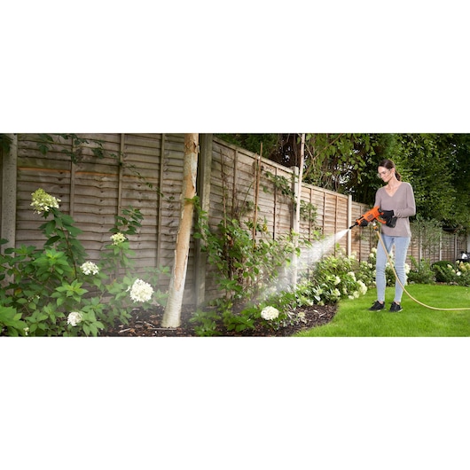 LAVADORA A PRESIÓN INALÁMBRICA 20V - 350 PSI BLACK+DECKER - 5