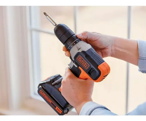 KIT TALADRO ATORNILLADOR 20V + 54 PIEZAS BLACK+DECKER - 4