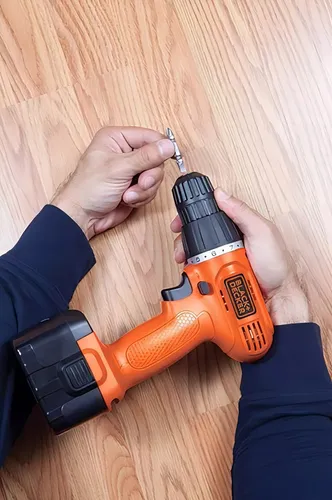 TALADRO ATORNILLADOR 3/8' 12V 13NM 1 BAT 1.3 AH BLACK + DECKER CD121K-B2C - 4