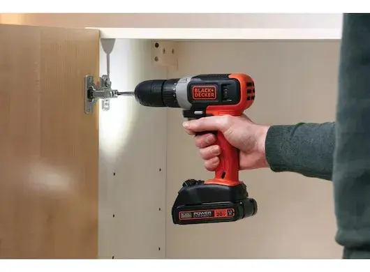 TALADRO ATORNILLADOR 3/8 20V + ESMERIL + SET BLACKYDECKER - 2