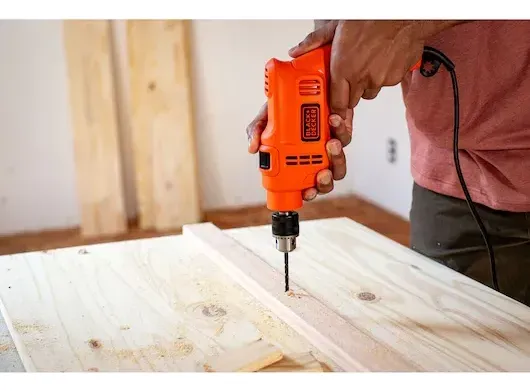 TALADRO PERCUTOR 3/8 550W + SET 8 BROCAS BLACK DECKER - 6
