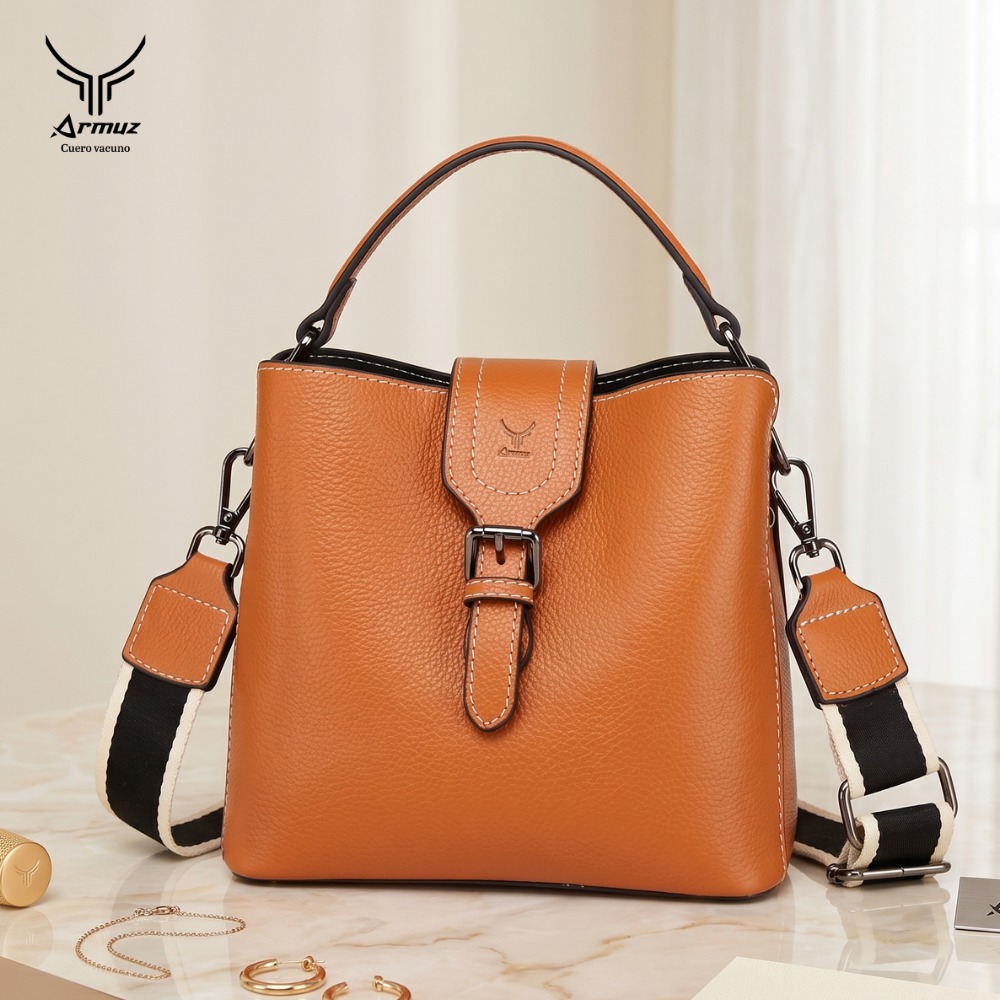 CARTERA DE CUERO VACUNO DE DISEÑO MODERNO -6021- - 3